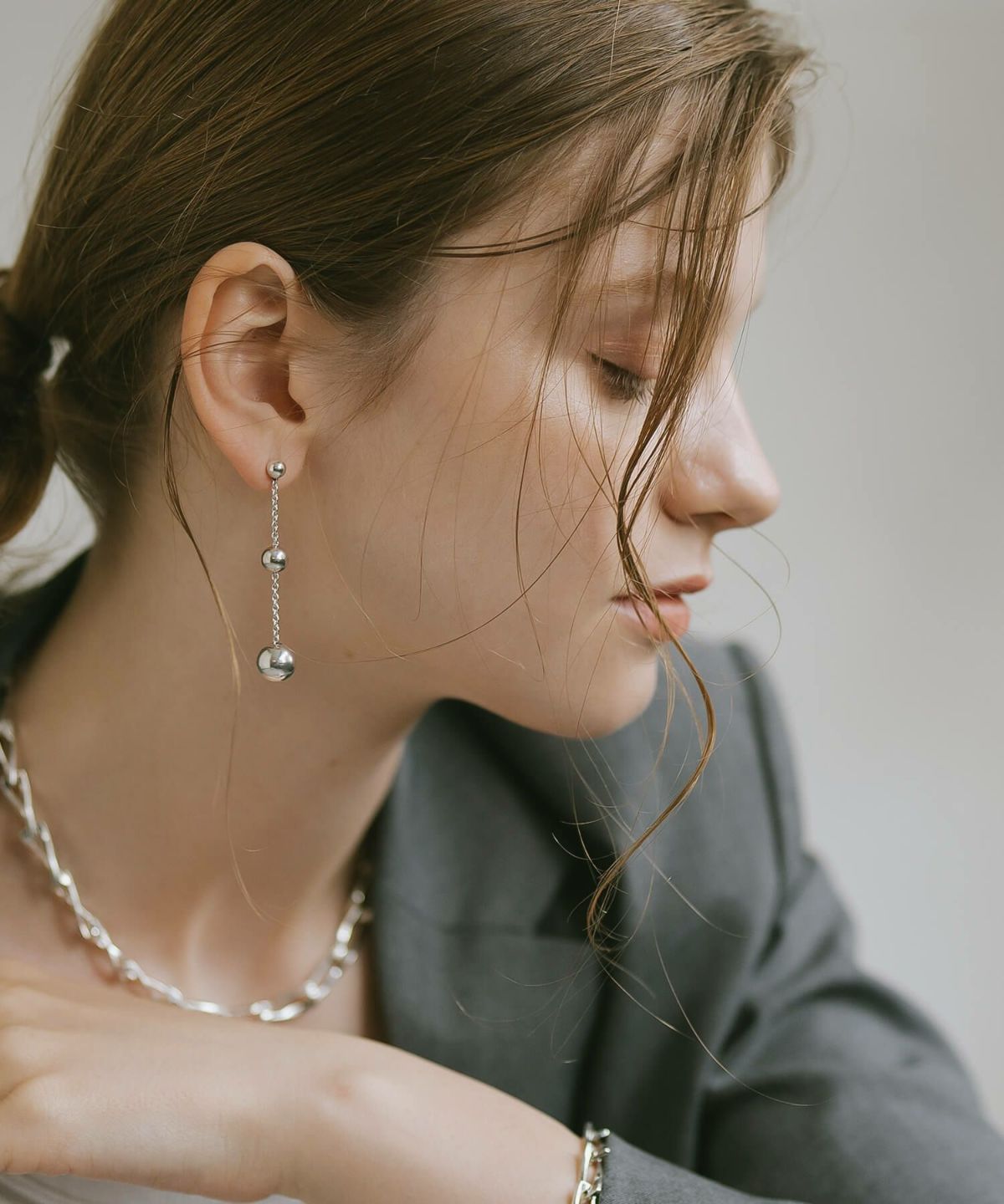 揺れる ピアス 金属アレルギー対応 かわいい シルバー ゴールド 18K仕上げ 【BAO バオ】 大きめ 大ぶり ボール チェーン ピアス シルバー925 両耳用 チェーンピアス ピアス カジュアル フォーマル おしゃれ