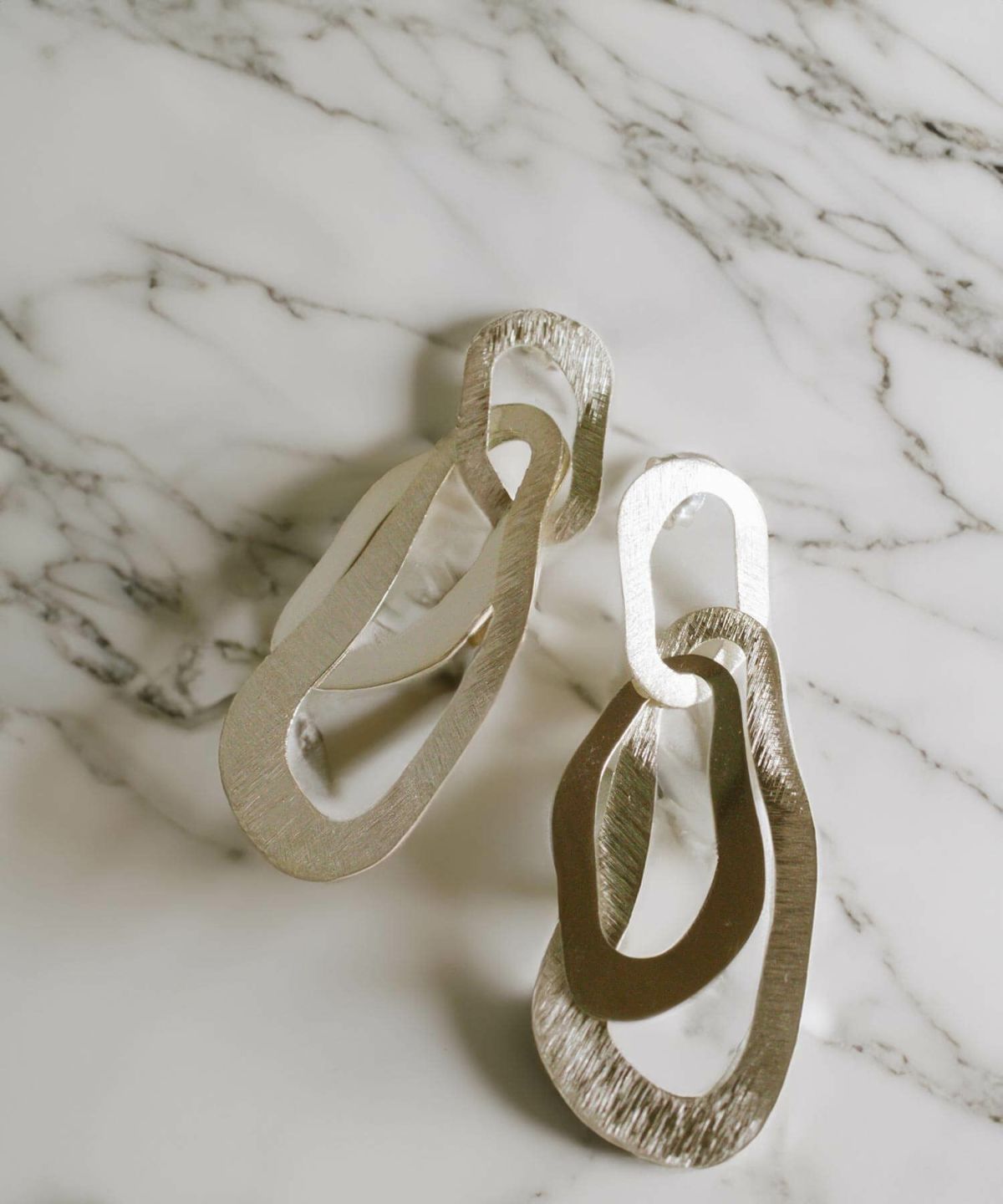 TV番組 衣装協力 ピアス 18k 仕上げ フープ シルバー925 キャッチピアス 【Kreo クレオ】 ロングピアス 金属アレルギー ドロップピアス 18 金 ピアス 大ぶり 大きい マット ゴールド 揺れる シルバー オーバル ピアス フープピアス ノンアレルギー 18k k18 可愛い シンプル