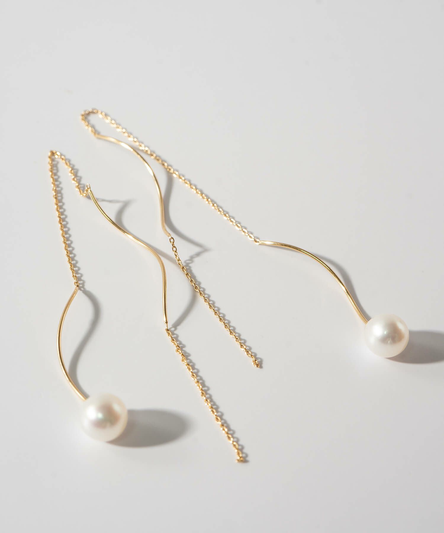 K18 Wavy Long Earrings ORNE WAVE -オルヌウェーブ- | Ops.(オプス 