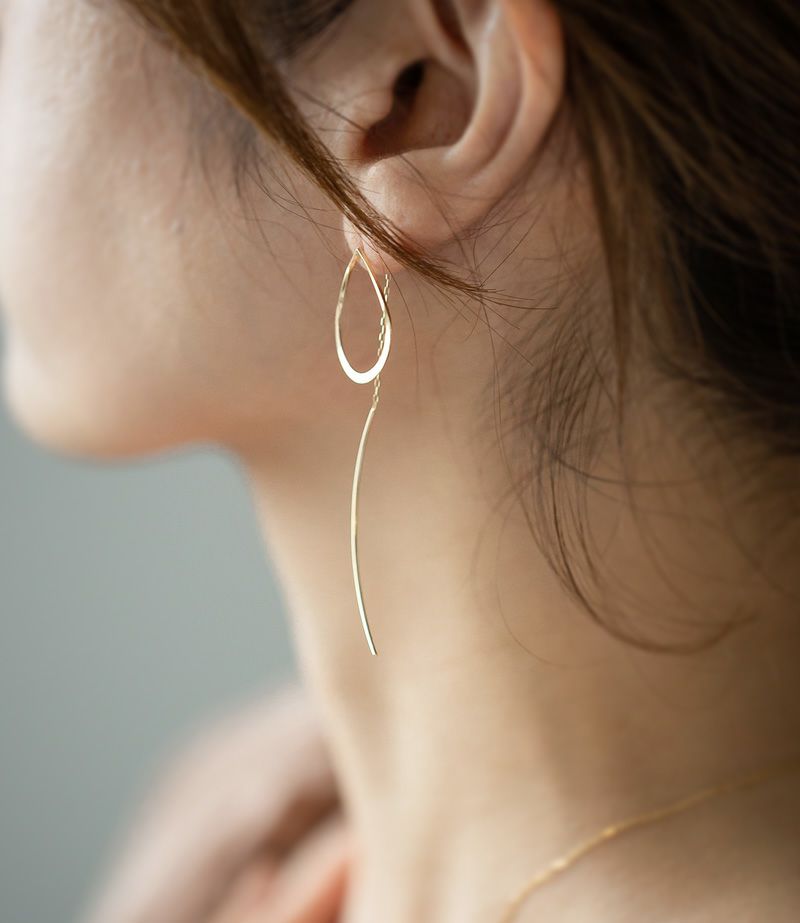 18k ピアス フープ 揺れる 【ORTEAR オルティア】 18金 金属アレルギー 対応 レディース ジュエリー アクセサリー プレゼント フープピアス フックピアス ラインピアス カジュアル 大人 可愛い おしゃれ