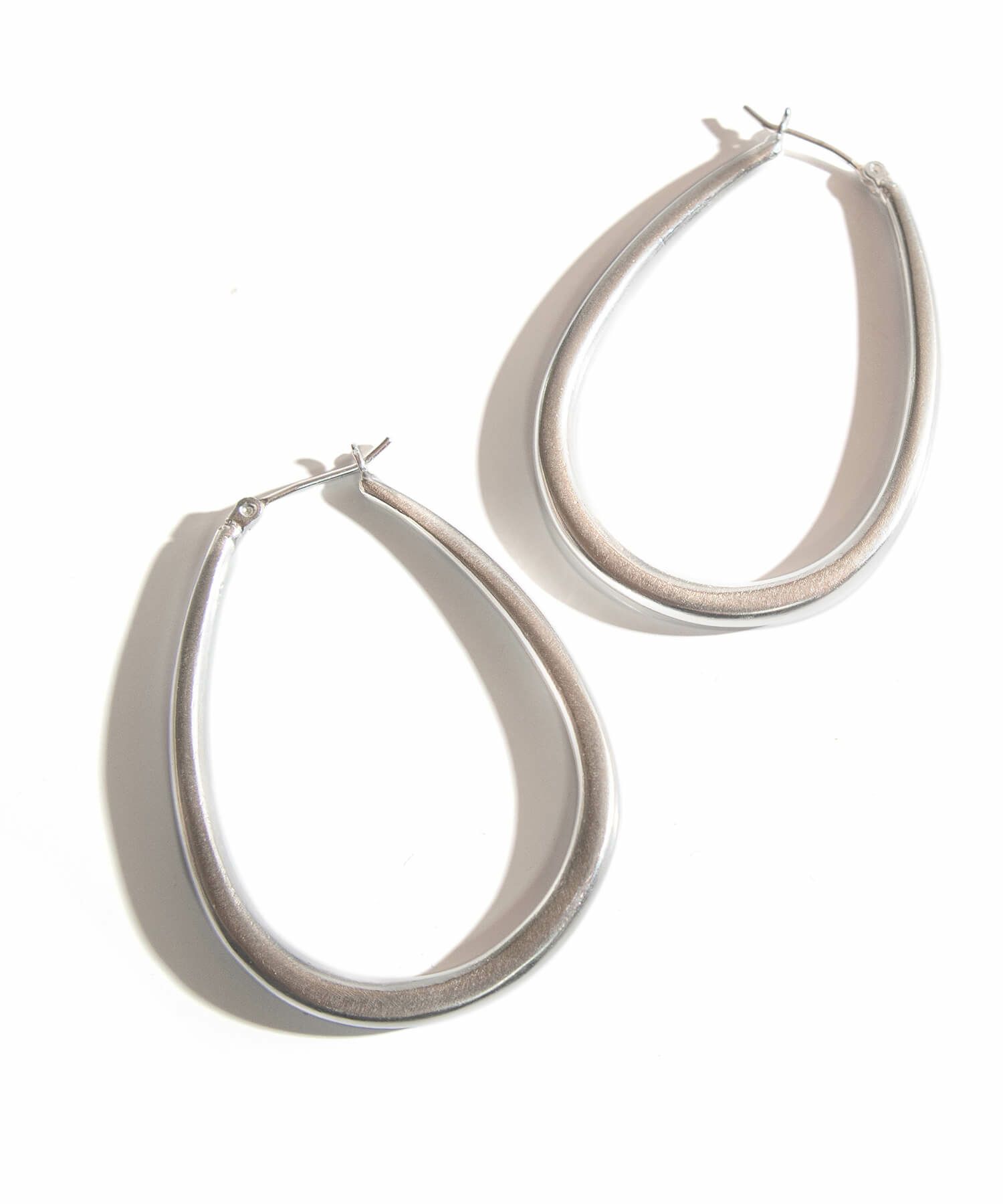 シルバー ゴールド ピアス フープ【Tilk ティルク】18K仕上げ 揺れる ドロップピアス オーバル フープピアス Silver925 両耳用 大ぶり ピアス ロングピアス レトロ キャッチレス 長さ6.3cm ピアス シルバー マット 金属アレルギー対応 大人 可愛い おしゃれ