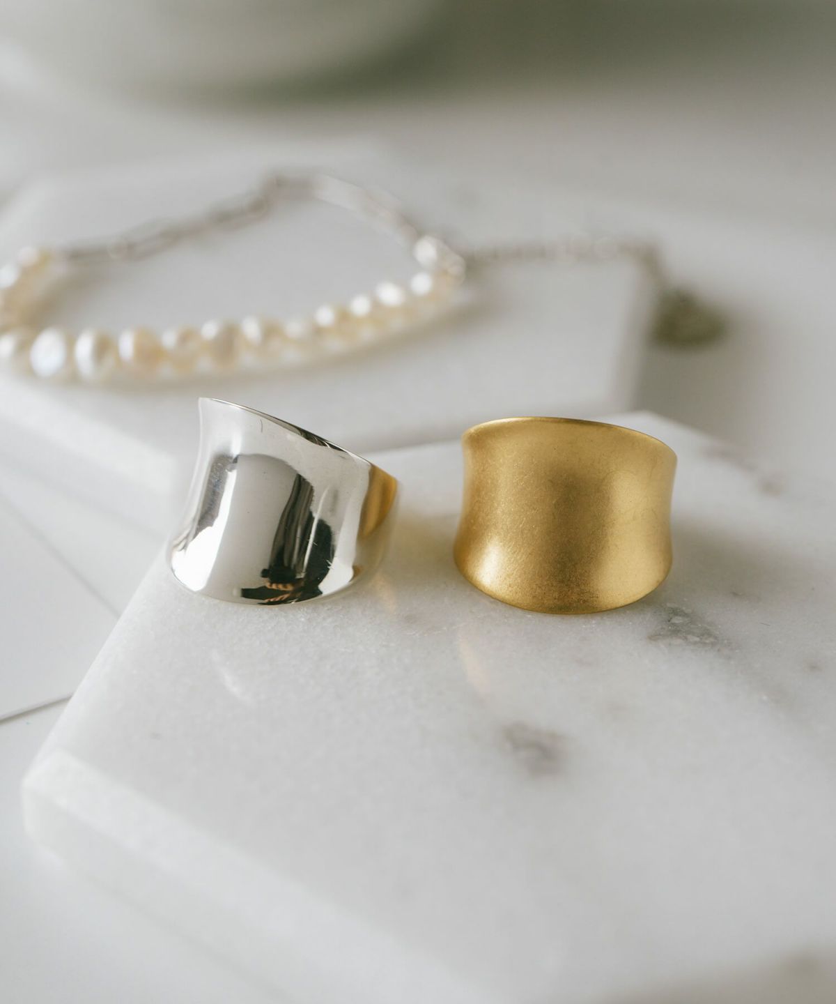 シルバーリング 太め 【Avior アビオール】 レディース シルバー925 リング 925silver silver925 デザインリング カジュアル フォーマル 金属アレルギー 安心 重ね付け 人差し指 指輪 幅太 ワイド ジュエリー アクセサリー 地金 おしゃれ 大ぶり