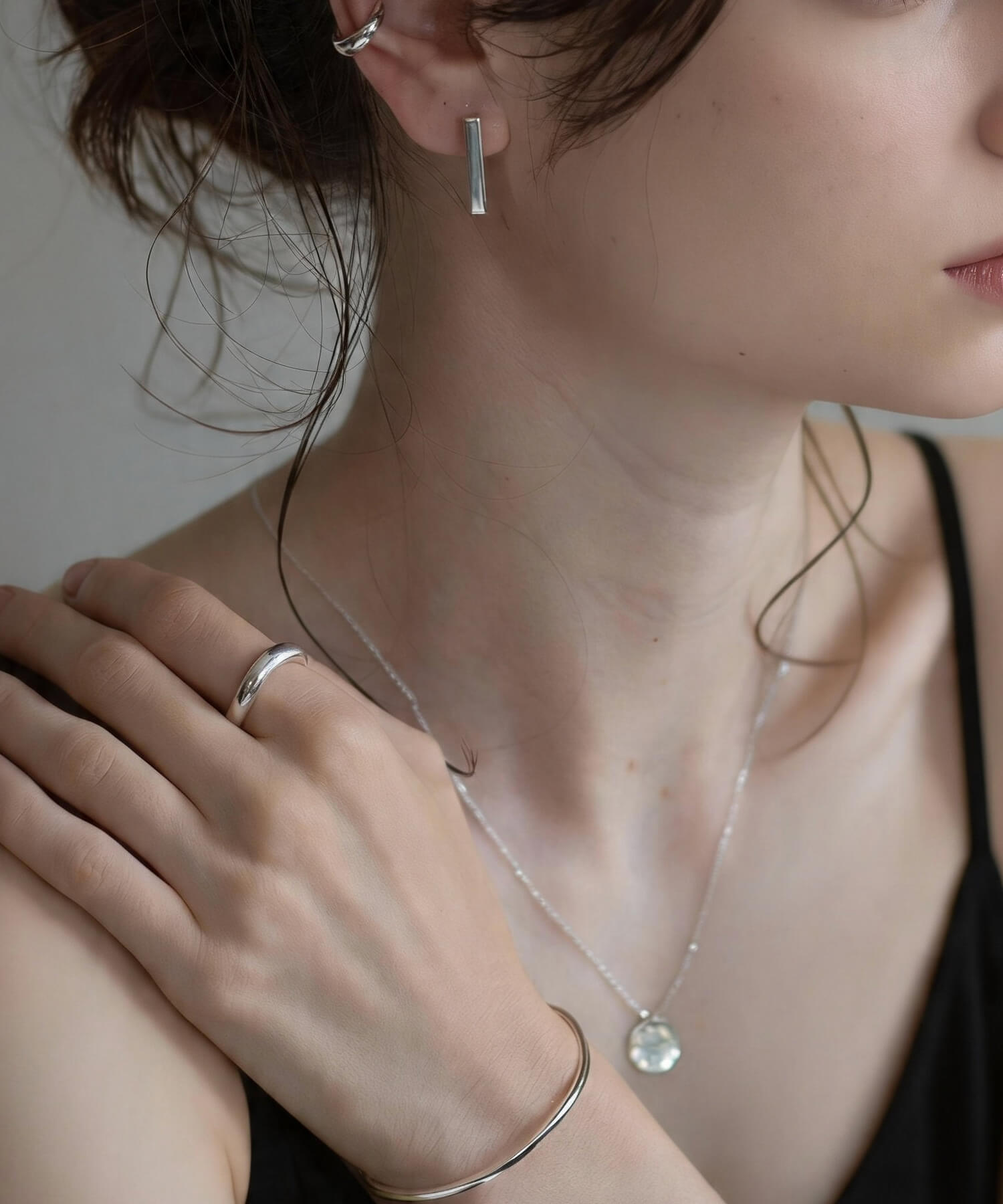 シルバーリング シンプル 【ULUA ウルア】 ウェーブ クラシック バンドリング 人差し指 指輪 レディース silver925 リング 925silver シルバー925 デザインリング カジュアル フォーマル 金属アレルギー 安心 ジュエリー アクセサリー 地金 指輪 重ね付け おしゃれ