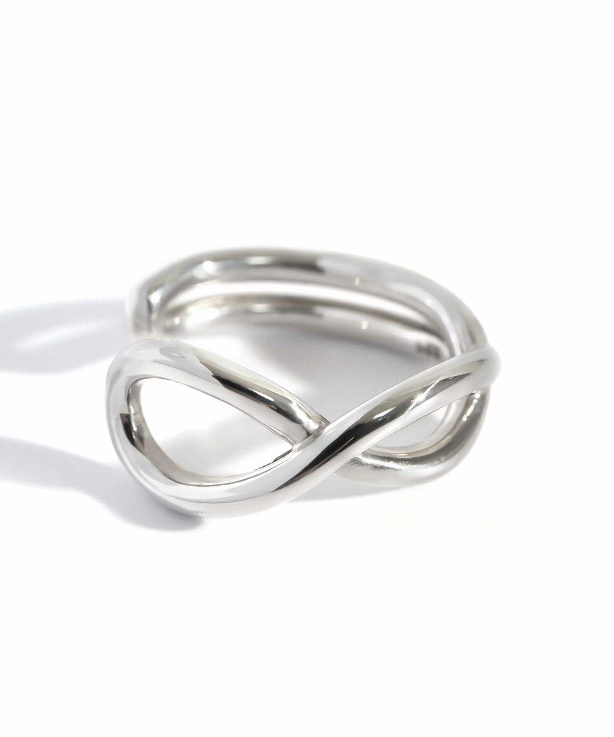 クロス イヤーカフ 大ぶり シルバー イヤカフ 金属アレルギー対応 【XIRA エクシラ】 イヤーカフ 18 金 仕上げ イヤーカフ シルバー925 かっこいい メンズ 片耳用 ゴールド シルバー ニッケルフリー 安心 重ね付け レディース イヤーカフス イヤリング ピンキーリング