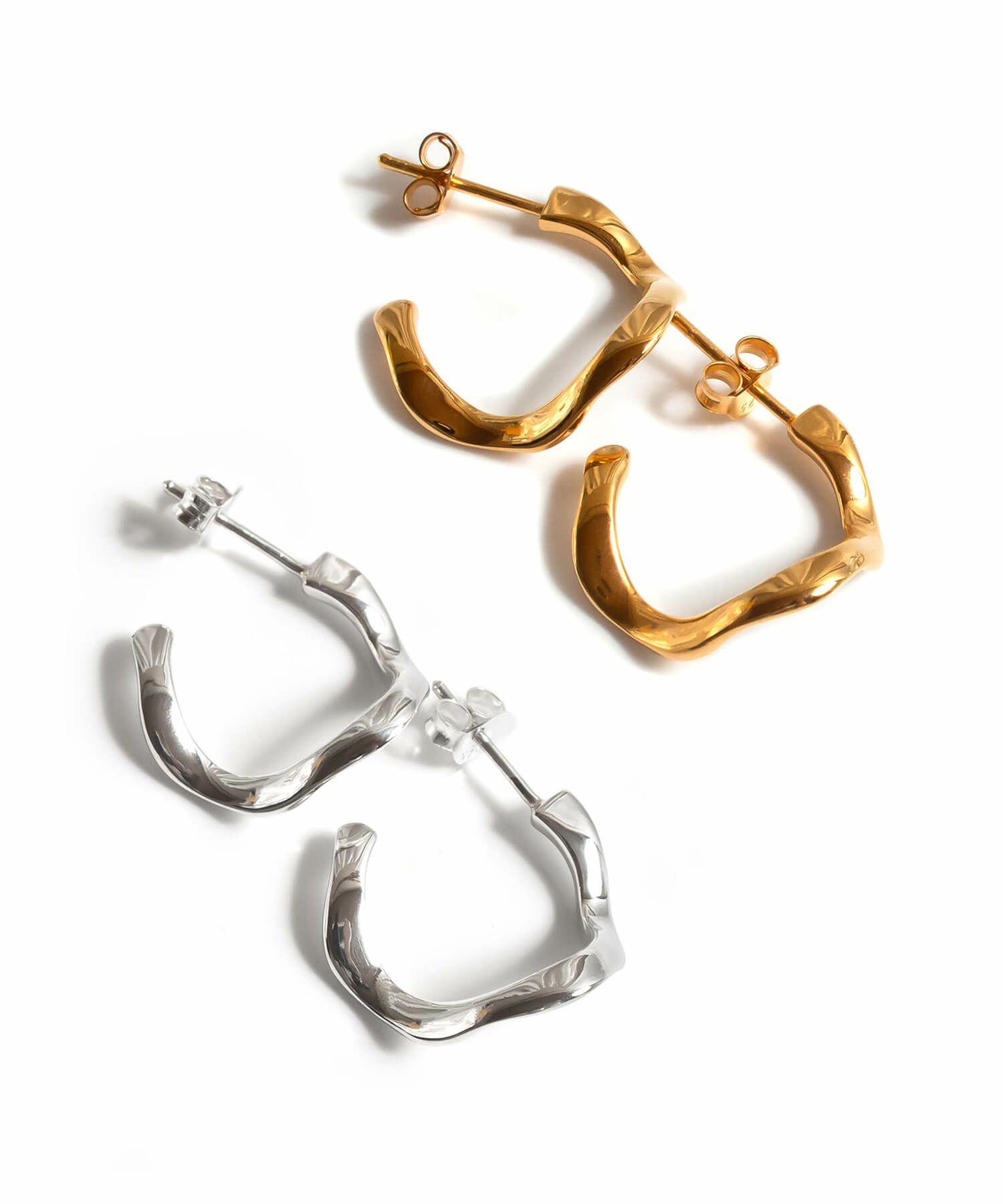 【ドラマ衣装協】 ピアス 大ぶり 力波 ウェーブ 金属アレルギー 対応 シルバー925 キャッチ 18k 18金 仕上げ 【 PIELE ピエル】 フープ ピアス 小さめ 小さい ゴールド ピアス スパイラル k18 両耳 メンズ レディース アクセサリー ブランド シンプル 大人可愛い おしゃれ