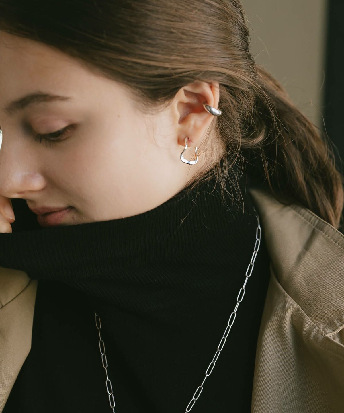 【ドラマ衣装協】 ピアス 大ぶり 力波 ウェーブ 金属アレルギー 対応 シルバー925 キャッチ 18k 18金 仕上げ 【 PIELE ピエル】 フープ ピアス 小さめ 小さい ゴールド ピアス スパイラル k18 両耳 メンズ レディース アクセサリー ブランド シンプル 大人可愛い おしゃれ