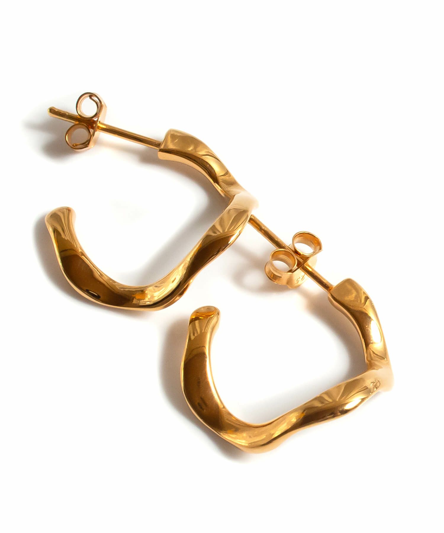 【ドラマ衣装協】 ピアス 大ぶり 力波 ウェーブ 金属アレルギー 対応 シルバー925 キャッチ 18k 18金 仕上げ 【 PIELE ピエル】 フープ ピアス 小さめ 小さい ゴールド ピアス スパイラル k18 両耳 メンズ レディース アクセサリー ブランド シンプル 大人可愛い おしゃれ