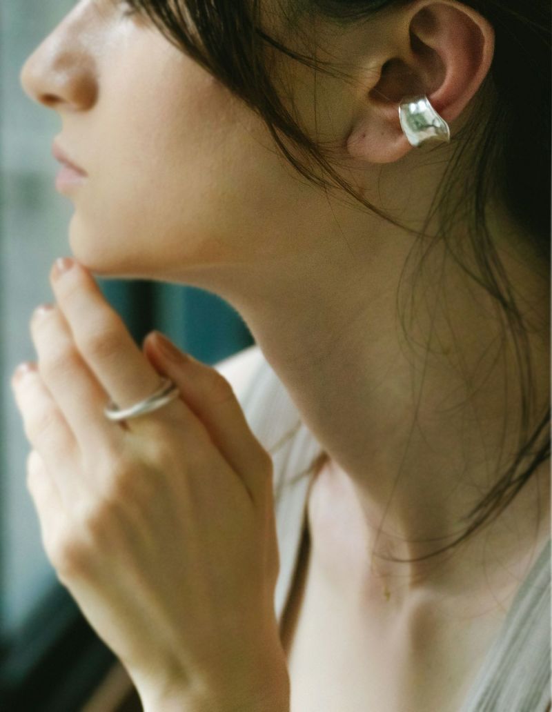 Silver925 Wide Concave Ear Cuff GOLDA -ゴルダ- Ops.(オプス)公式ストア