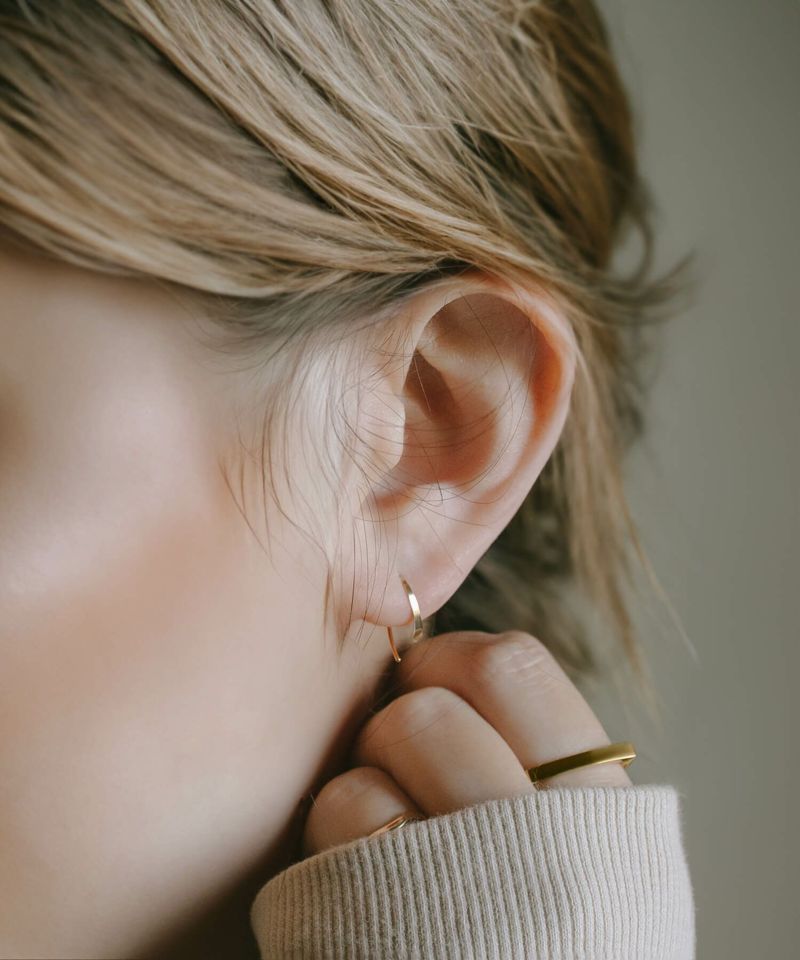 K10 10金 10k ピアス フープピアス つけっぱなしピアス 【日本製・甲府ブランド】 10K ピアス フープ つけっぱなし 小さめ 10金 金属アレルギー 対応 レディース ジュエリー アクセサリー プレゼント フープピアス フックピアス 揺れる ラインピアス カジュアル おしゃれ セカンドピアス