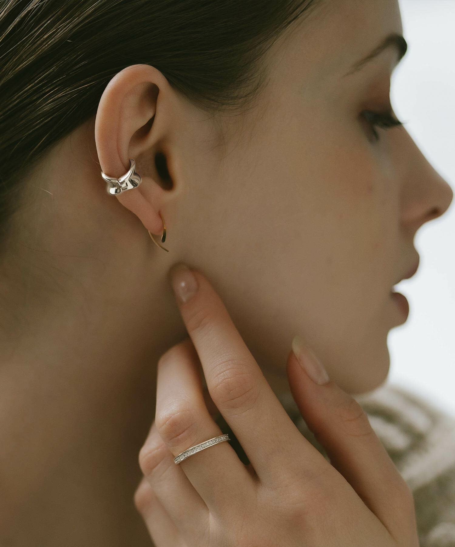 イヤーカフシンプルレディースシルバー925ノンホールピアスピアリング大ぶり【jobahヨバン】18kゴールド仕上げイヤリングSilver925金属アレルギー対応片耳用フックピアスカジュアルフォーマルおしゃれ