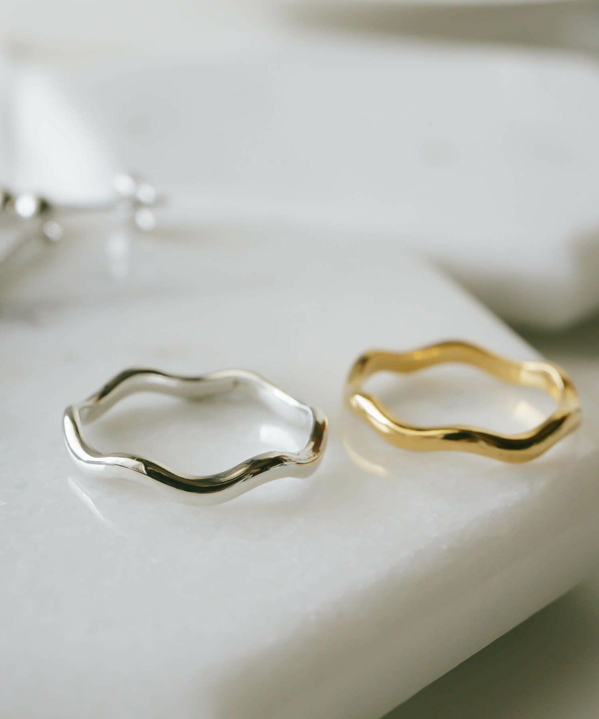 【訳ありアウトレット品】★通常価格→アウトレット価格 金属アレルギー 安心 シルバー925 リング シンプル 【LOROC ロロック】 シルバー ゴールド リング シルバーリング ゴールドリング レディース 中指 人差し指 指輪 おしゃれ 18金 ジュエリー アクセサリー 重ね付け