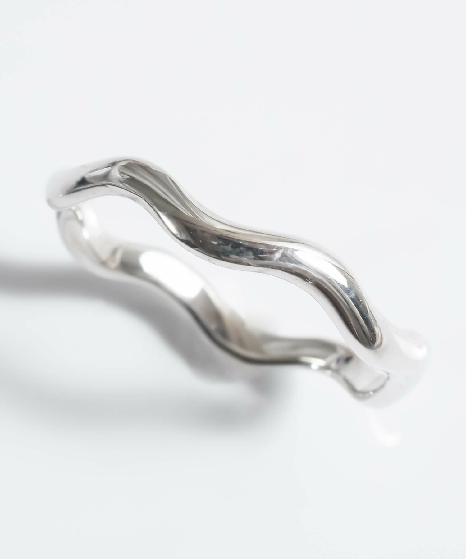 【訳ありアウトレット品】★通常価格→アウトレット価格 金属アレルギー 安心 シルバー925 リング シンプル 【LOROC ロロック】 シルバー ゴールド リング シルバーリング ゴールドリング レディース 中指 人差し指 指輪 おしゃれ 18金 ジュエリー アクセサリー 重ね付け