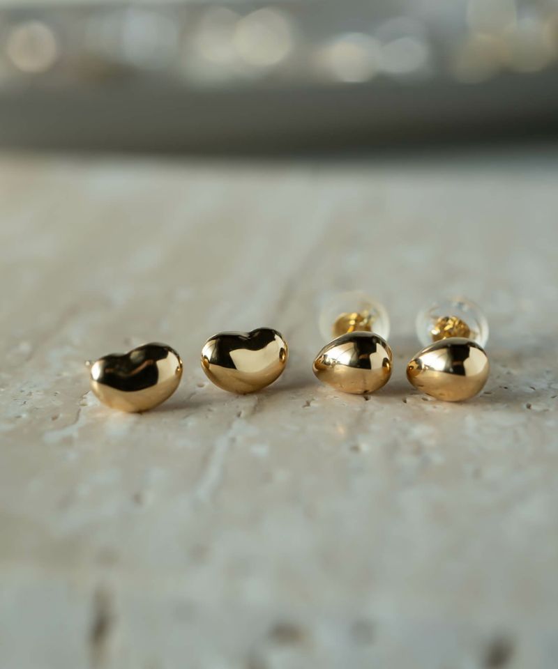 K18 Tiny Studs Earrings MOLLICA GRAND -モリカ グラン- | Ops