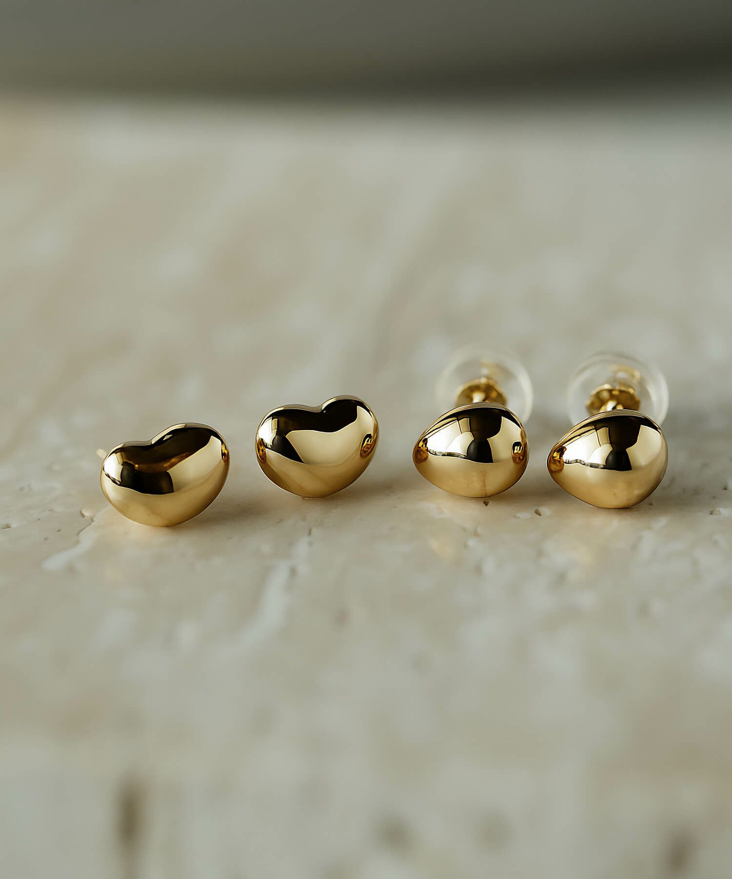 K18 Tiny Studs Earrings MOLLICA GRAND -モリカ グラン- | Ops 