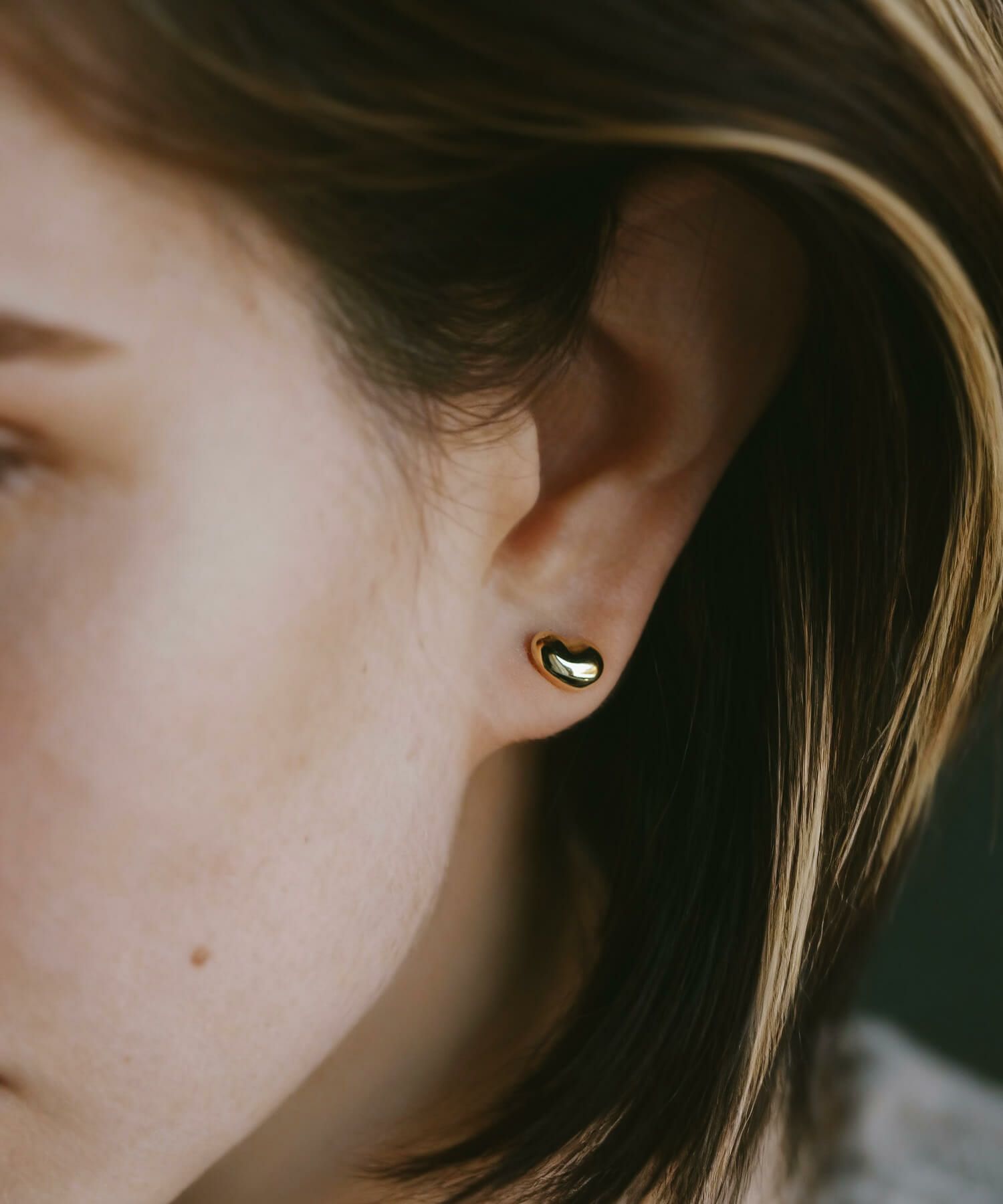 つけっぱなし ピアス ピアス 18金 レディース セカンドピアス k18 軸太 【MOLLICA-GRAND モリカ・グラン】 ポスト長め 18k 小ぶり 金属アレルギー 対応 レディース ジュエリー アクセサリー プレゼント カジュアル おしゃれ セカンドピアス シンプル ぷっくり 豆 エッグ 軽量