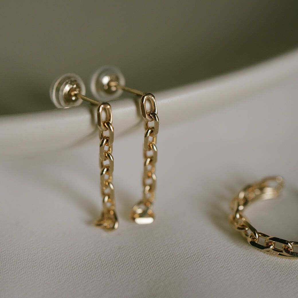 ピアス 金属アレルギー ゴールド 10k 10金 【SILSILA-PE シルシラ】 チェーン ピアス 揺れる スタッドピアス レディース ジュエリー アクセサリー k10 イエローゴールド 細い 極細 華奢 トレンド 上品 流行 スタイリッシュ