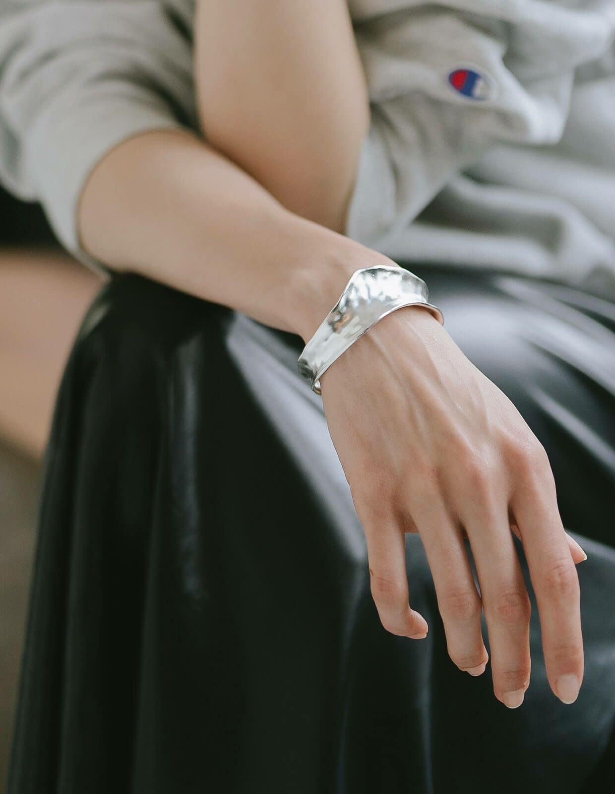 Silver925 Hammered Bangle Erzge エルツ Ops オプス 公式ストア