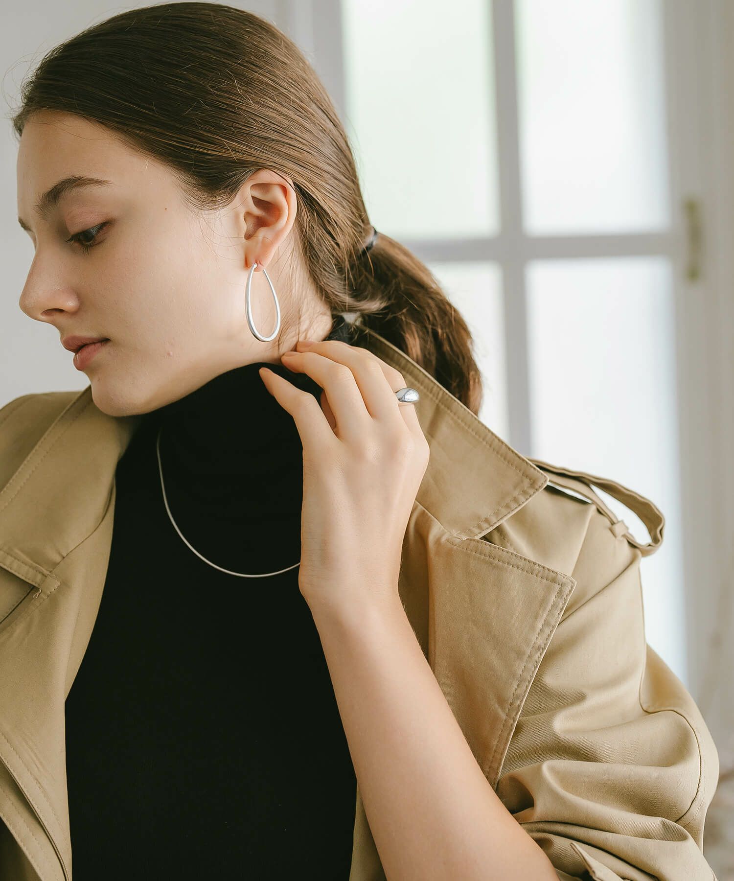 【訳ありアウトレット品】★通常価格→アウトレット価格 シルバー ゴールド ピアス フープ【Tilk ティルク】18K仕上げ 揺れる ドロップピアス オーバル フープピアス Silver925 両耳用 大ぶり ピアス ロングピアス レトロ キャッチレス 長さ4.5cm ピアス シルバー マット