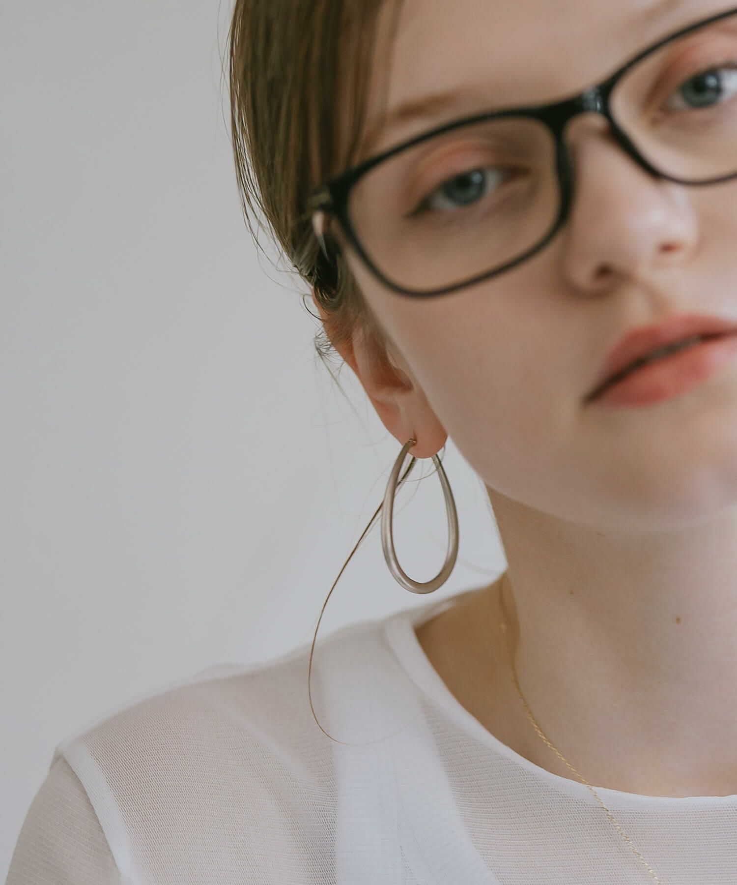 【訳ありアウトレット品】★通常価格→アウトレット価格 シルバー ゴールド ピアス フープ【Tilk ティルク】18K仕上げ 揺れる ドロップピアス オーバル フープピアス Silver925 両耳用 大ぶり ピアス ロングピアス レトロ キャッチレス 長さ4.5cm ピアス シルバー マット