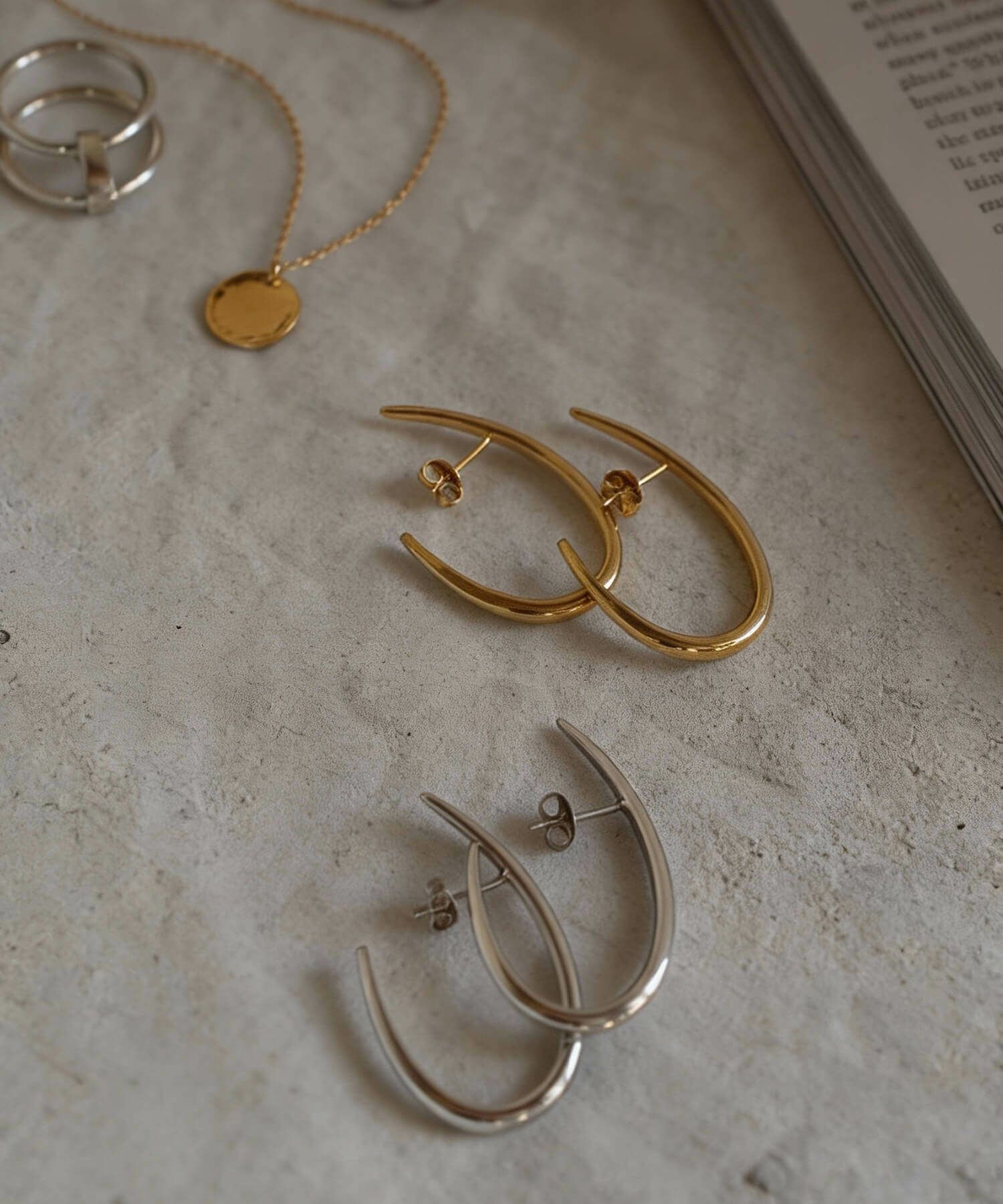 【訳ありアウトレット品】 ピアス フープ 【VIIDA ヴィーダ】 雫 ドロップ 大ぶり ピアス シンプル レディース 18k ピアス 揺れる 派手 個性 レトロ 大人 可愛い ピアス カジュアル フォーマル