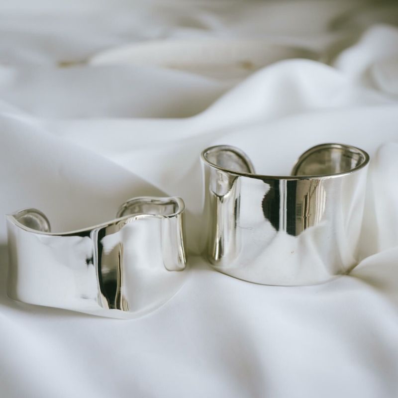 【訳ありアウトレット品】★通常価格→アウトレット価格 シルバー925 バングル 太め【Karpos カルポス】/ シルバー バングル シルバー ワイド カフ バングル ジュエリー アクセサリー レディース 幅広 太め ブレスレット シルバー925 SV925 シンプル silver925 カーブ