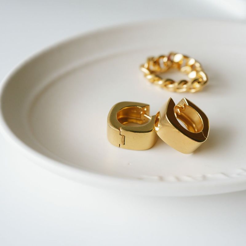 【専用です】シェリッシュ◼︎パールと金属のフープピアス 専用です】シェリッシュ◼︎パールと金属のフープピアス