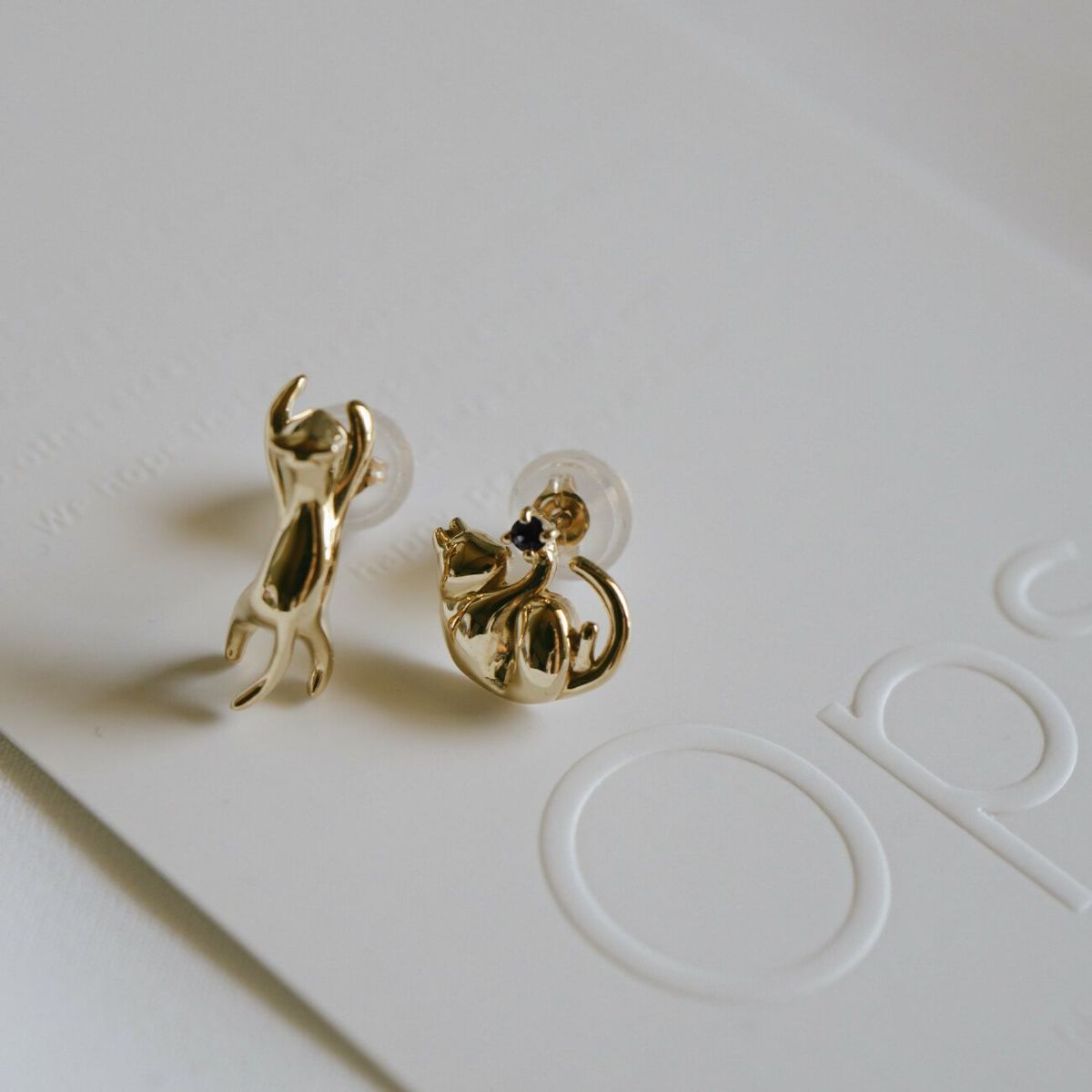 天然石 猫 ピアス ねこ K10