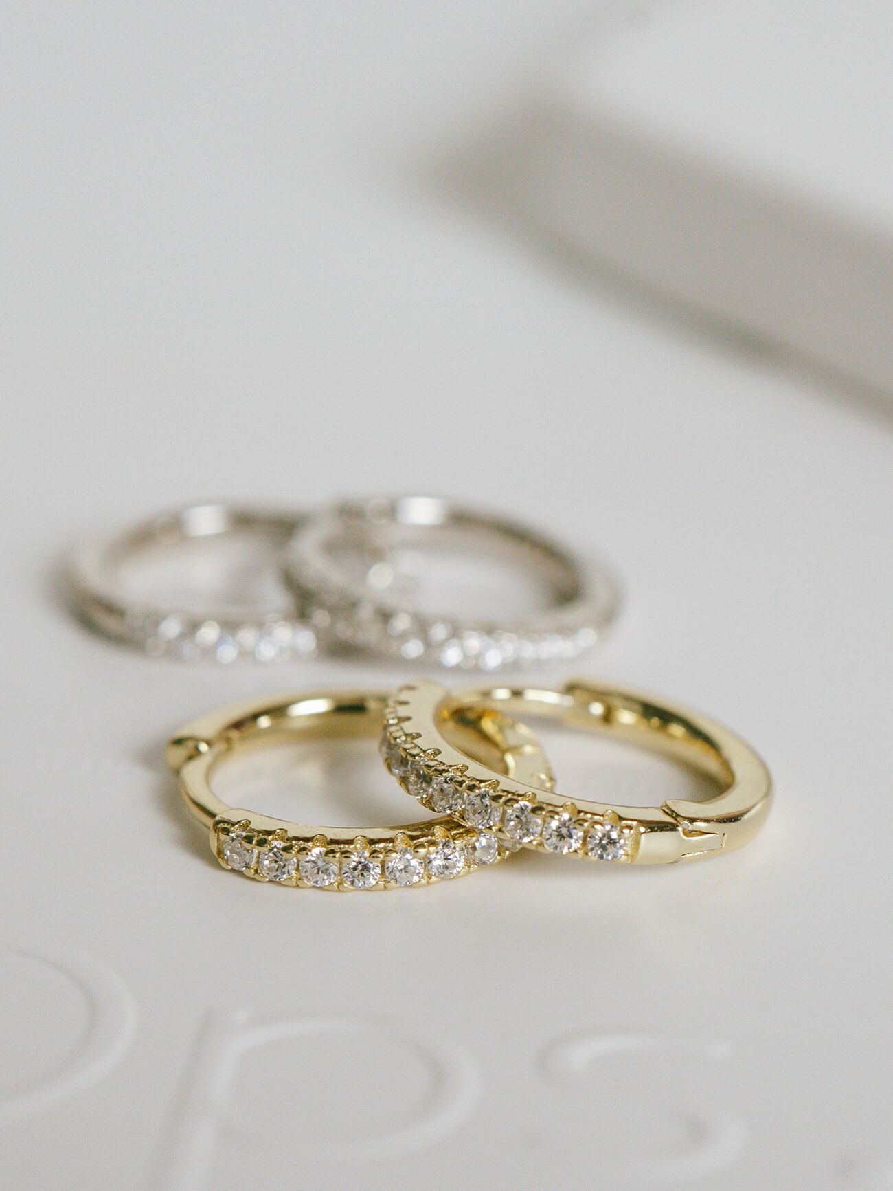 金属アレルギー対応ピアスフープ小さめジルコニア【kyklos-strキクロス・ストレート】中折れ式シルバー925フープピアス18K仕上げシルバーピアスゴールドk18小ぶりピアスSilver92518金ニッケルフリーピアスシンプルレディースキラキラ