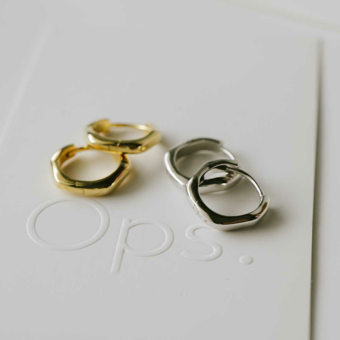 金属アレルギー対応ピアスフープ小さめ【kyklos-waveキクロス・ウェーブ】幾何学ウェーブピアス18k仕上げフープ中折れ式シルバー925フープピアスシルバーゴールドk18小ぶりピアス18金六角ニッケルフリーシンプルピアスレディース