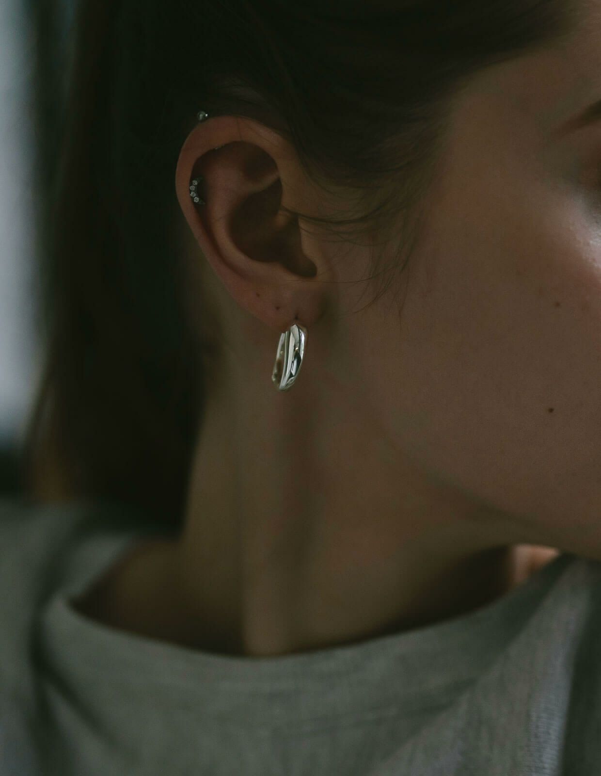 ピアス金属アレルギー対応シルバー925フープピアス18k仕上げ【micorraミコラ】シルバーゴールド大ぶりフープピアスニッケルフリー大きめピアス18金k18リングピアスムーンピアスドロップシンプルレディースカジュアルピアス大人可愛いおしゃれ