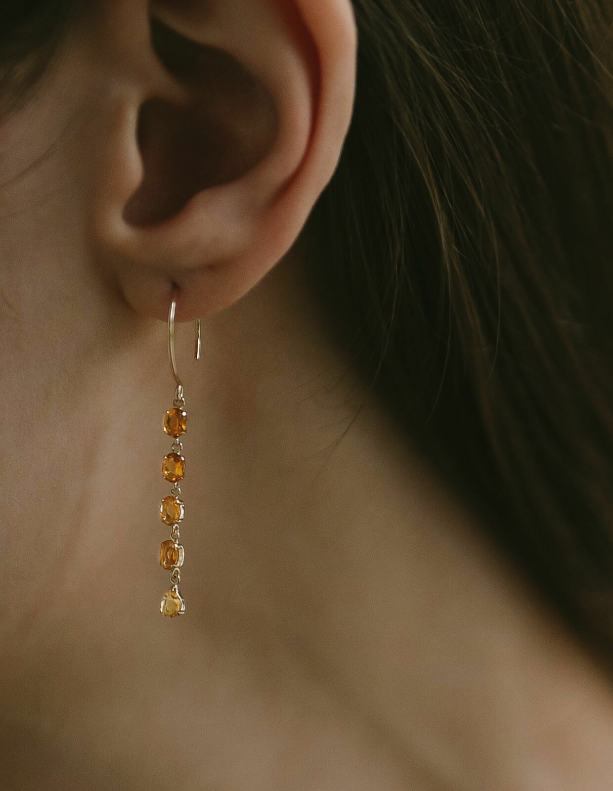 5連 ピアス 揺れる かわいい 天然石 【tresor-cinq トレゾール・サンク  