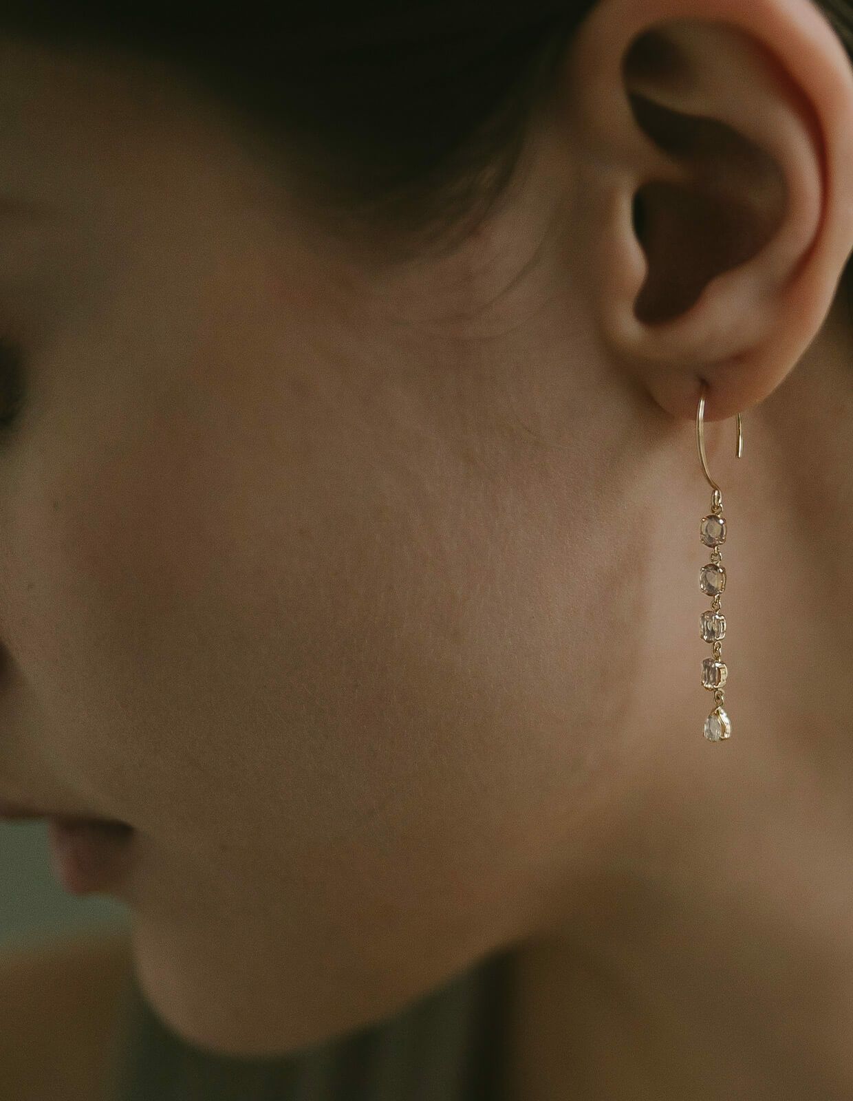 5連ピアス揺れるかわいい天然石金属アレルギー対応【tresor-cinq-peトレゾール・サンク】ピアス10K10金k10ホワイトトパーズシトリン小さめピアス小ぶり大人おしゃれピアスシンプル小さい誕生石エレガント石パワーストーンお守り繊細