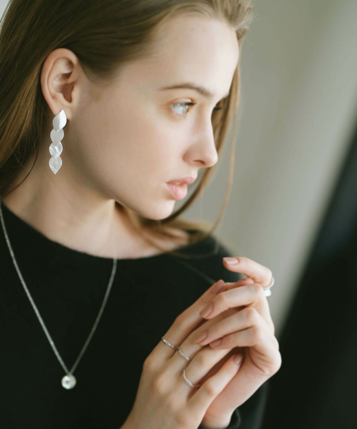 ピアス金属アレルギー対応【mielikki-lehtia-peミエリッキ・レフティア】軽い大ぶりピアスシルバーシルバー925キャッチ18K仕上げピアス揺れるかわいいゴールド大ぶりk18大きめピアス18金ニッケルフリー40代レディースファッション春