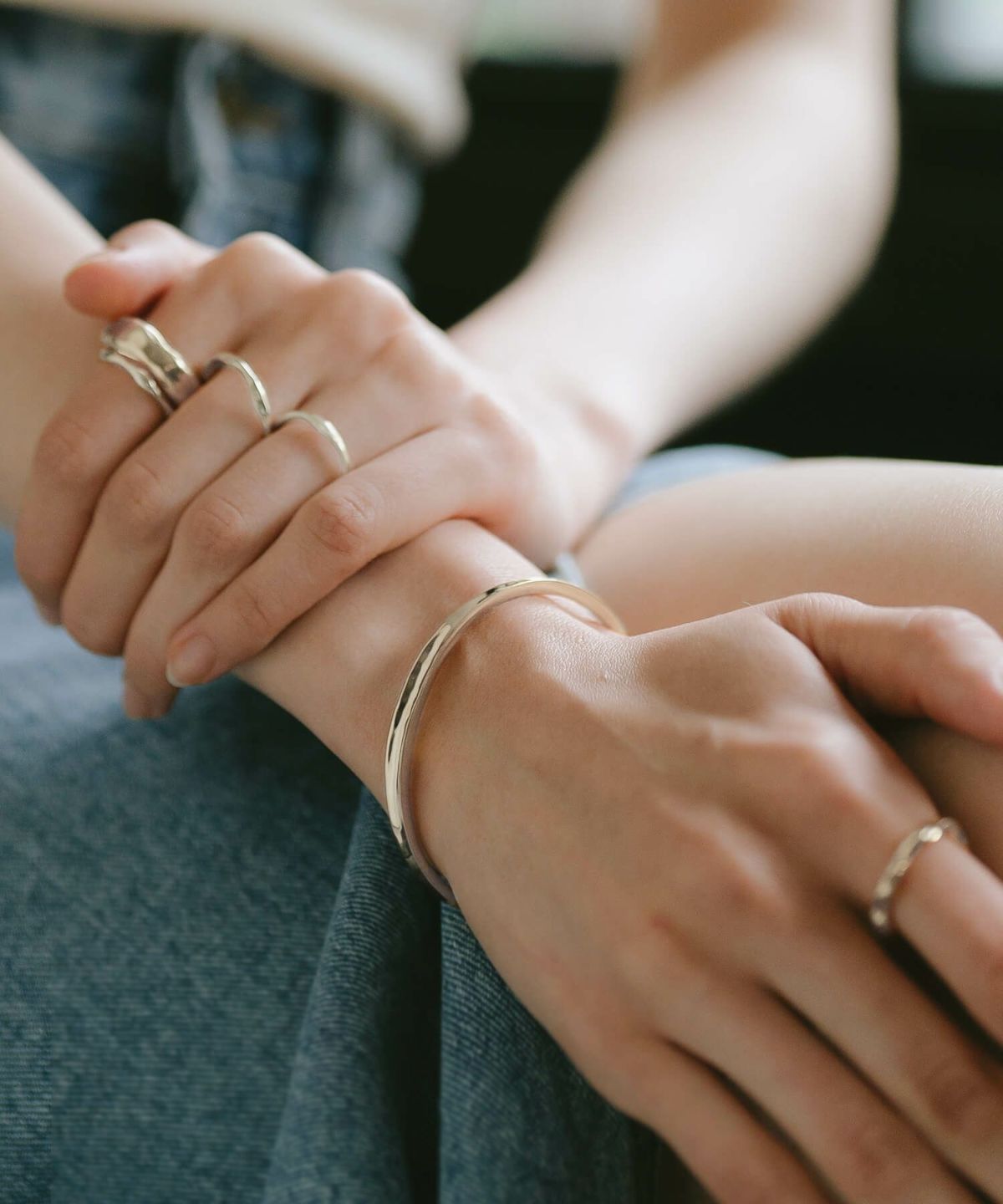 バングルレディースシルバーゴールド【RUKKIUルッキウ】華奢バングル細め細いオープンC型シルバー92518金仕上げ18kk18金属アレルギー対応バングルシンプルカジュアル腕時計スキンジュエリー