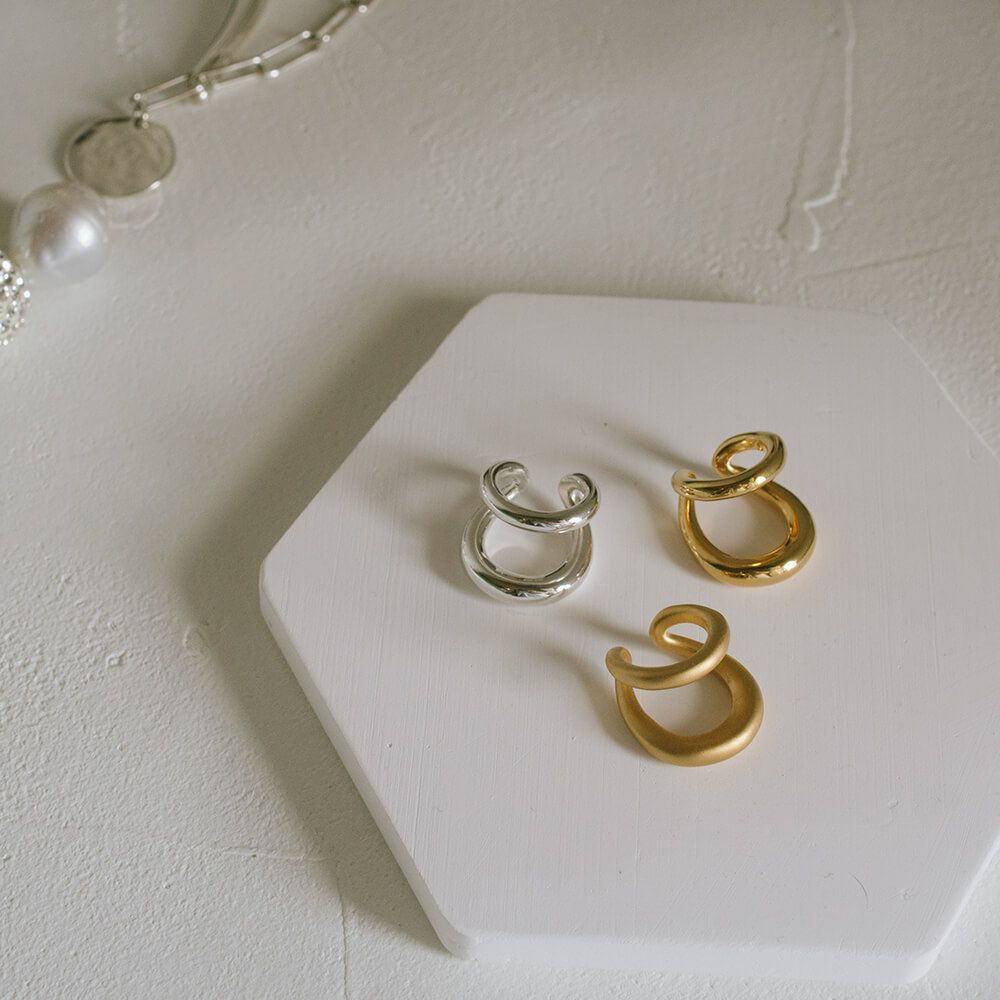 イヤーカフシンプルレディースシルバー925ノンホールピアスピアリング大ぶり【RHENEレーネ】18kゴールド仕上げイヤリングSilver925金属アレルギー対応片耳用フックピアスカジュアルフォーマルおしゃれ