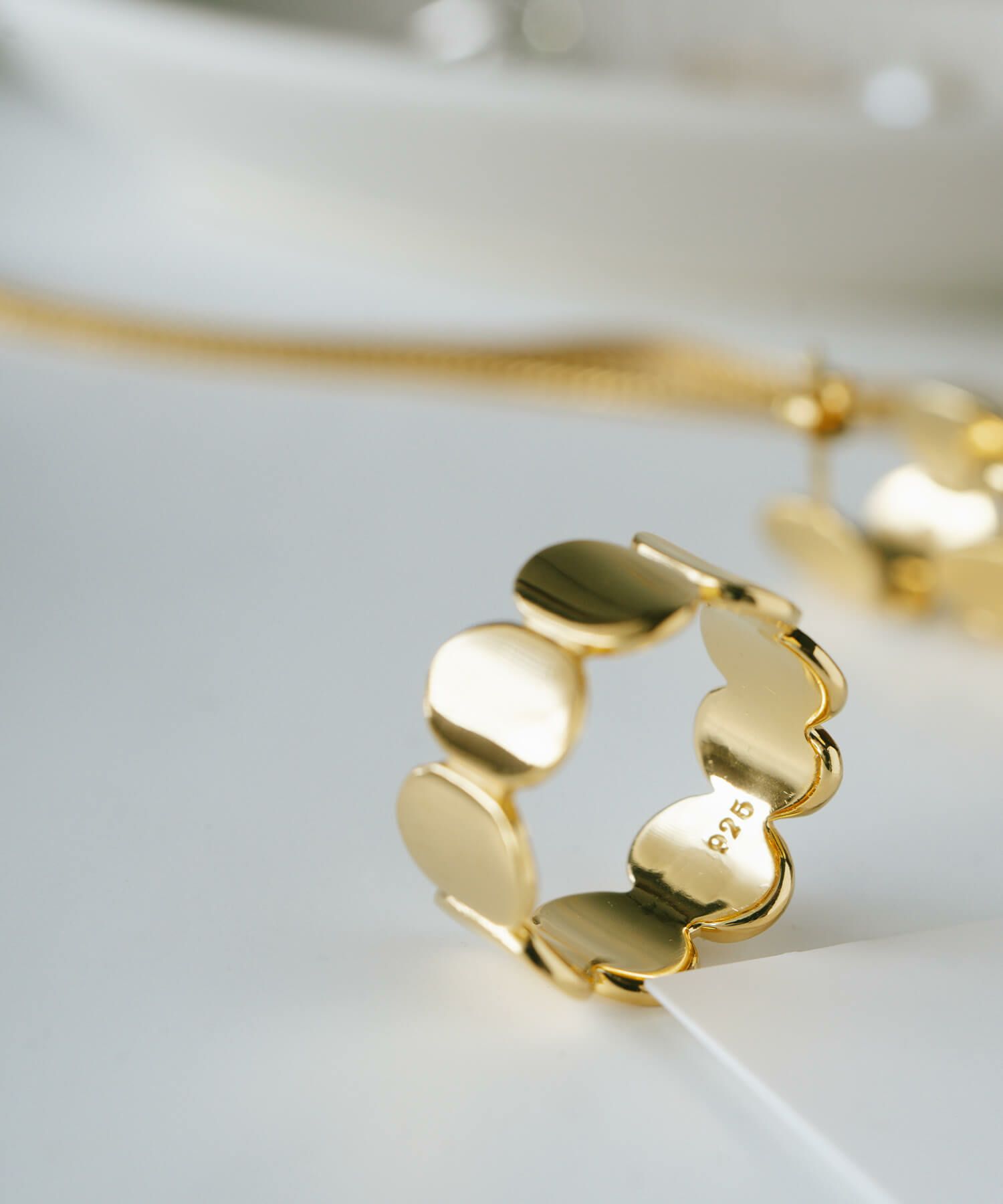 オーバルドットリング指輪レディースシルバーk18仕上げ【amalia-ringアマリア】ドットリングリングシルバー925ゴールドシンプル18k18金人差し指リング11号13号15号重ねづけリングシンプルシルバーリングニッケルフリーファッションリング