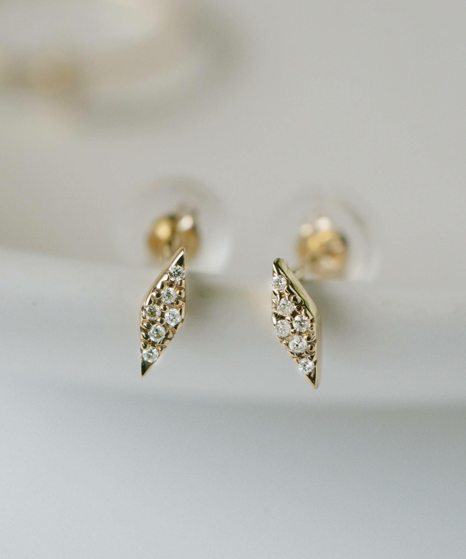 ひし形ゴールド金属アレルギー対応ピアスかわいい可愛い【fostellaフォステラ】ピアスおしゃれシンプルつけっぱなし目立たないダイヤモンドピアス女性誕生石極小ダイヤピアス10kk1010金ピアスレディース小さい大人