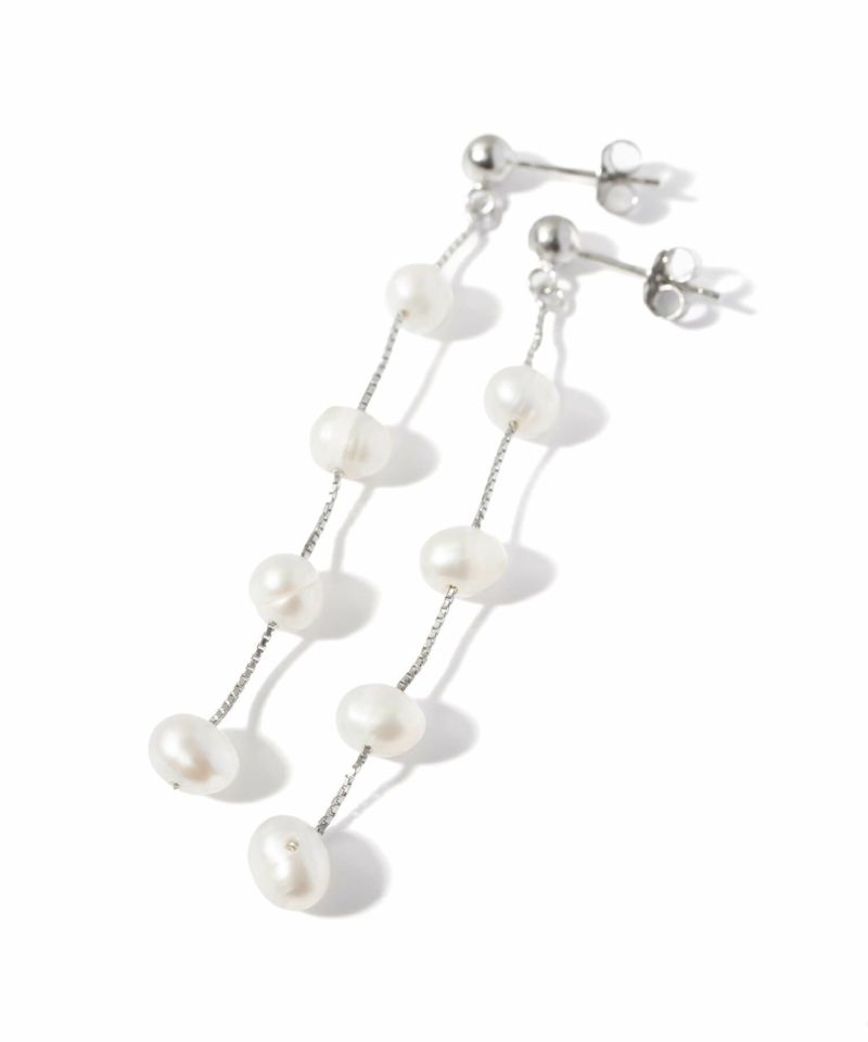 4連パール真珠ピアス揺れるかわいい【afrizo-treアフリジオ・トレ】ピアスアレルギー対応おしゃれピアス18k仕上げ真珠ピアス普段使いシルバーゴールドピアスニッケルフリーシンプルピアスブランド20代30代40代50代大人プレゼント女性誕生日
