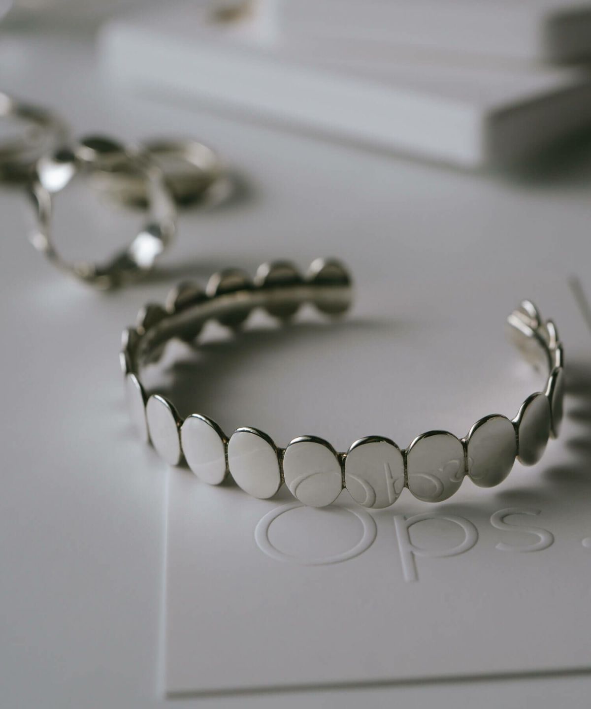 【訳ありアウトレット品】★通常価格→アウトレット価格バングル 太め 【HALVA ハルヴァ】 シルバー ジュエリー レディース 太め ワイド ブレスレット シルバー925 SV925 シンプル silver925 ワイドバングル カーブ プレーン カフ 大ぶり 太バングル おしゃれ