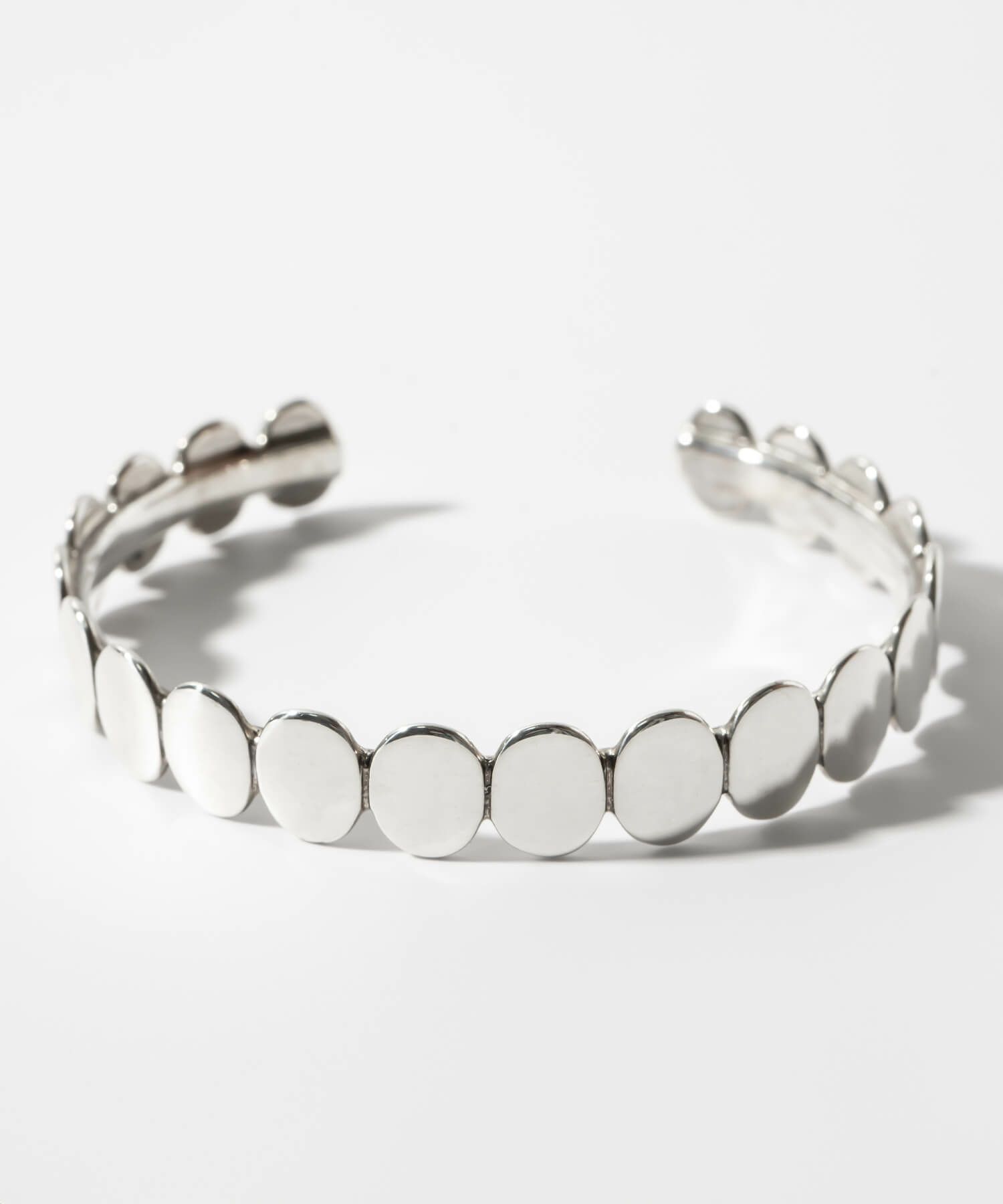 【訳ありアウトレット品】★通常価格→アウトレット価格バングル 太め 【HALVA ハルヴァ】 シルバー ジュエリー レディース 太め ワイド ブレスレット シルバー925 SV925 シンプル silver925 ワイドバングル カーブ プレーン カフ 大ぶり 太バングル おしゃれ