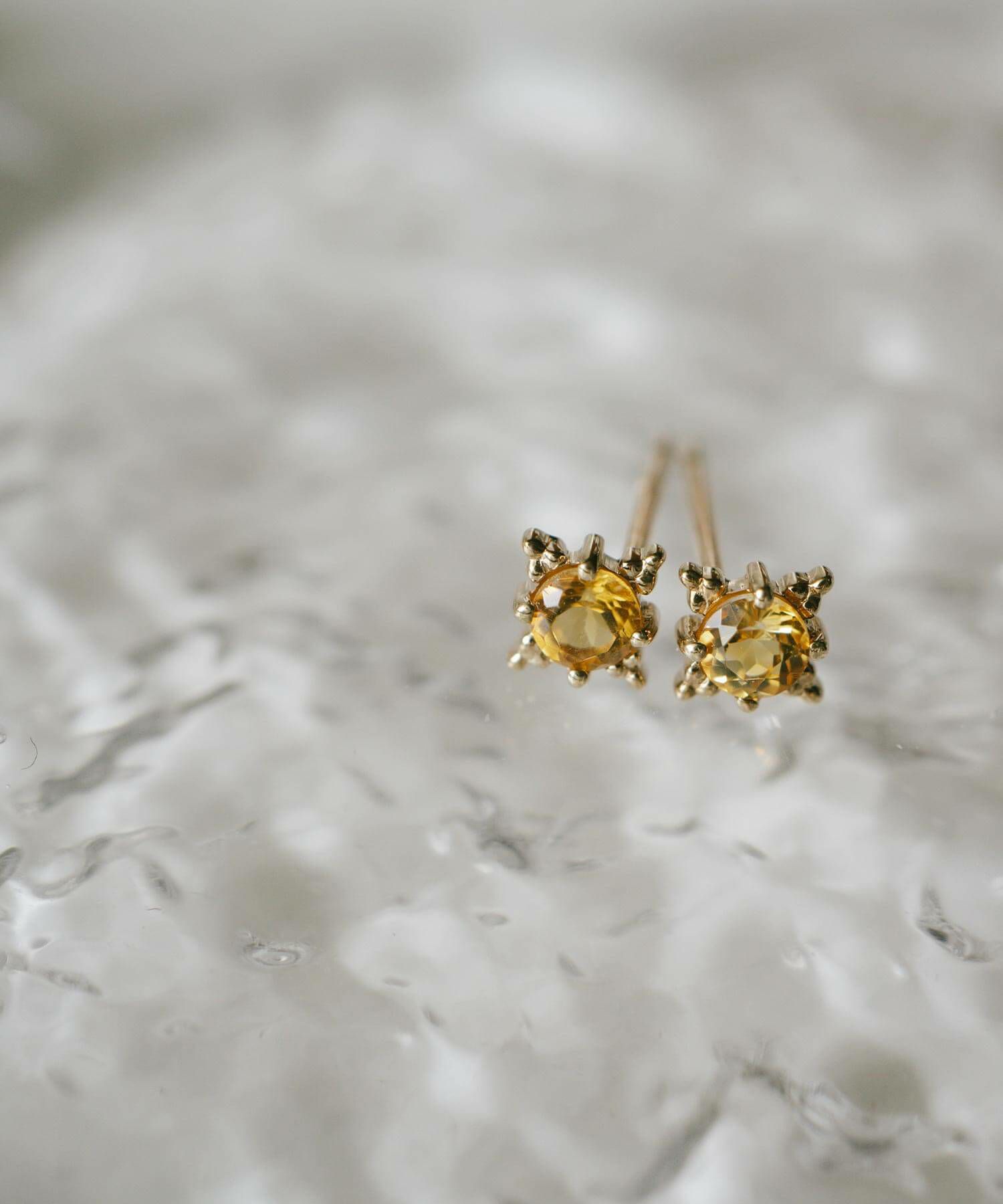 シトリン つけっぱなし ピアス 天然石 星 金属アレルギー 対応 【enlille-stella エンリル・ステラ】 ブランド ピアス 10K 10金 K10 小さめ ピアス 小ぶり 大人 おしゃれ シンプル ピアス ゴールド レディース 小さい 誕生石 エレガント 石 パワーストーン お守り 繊細