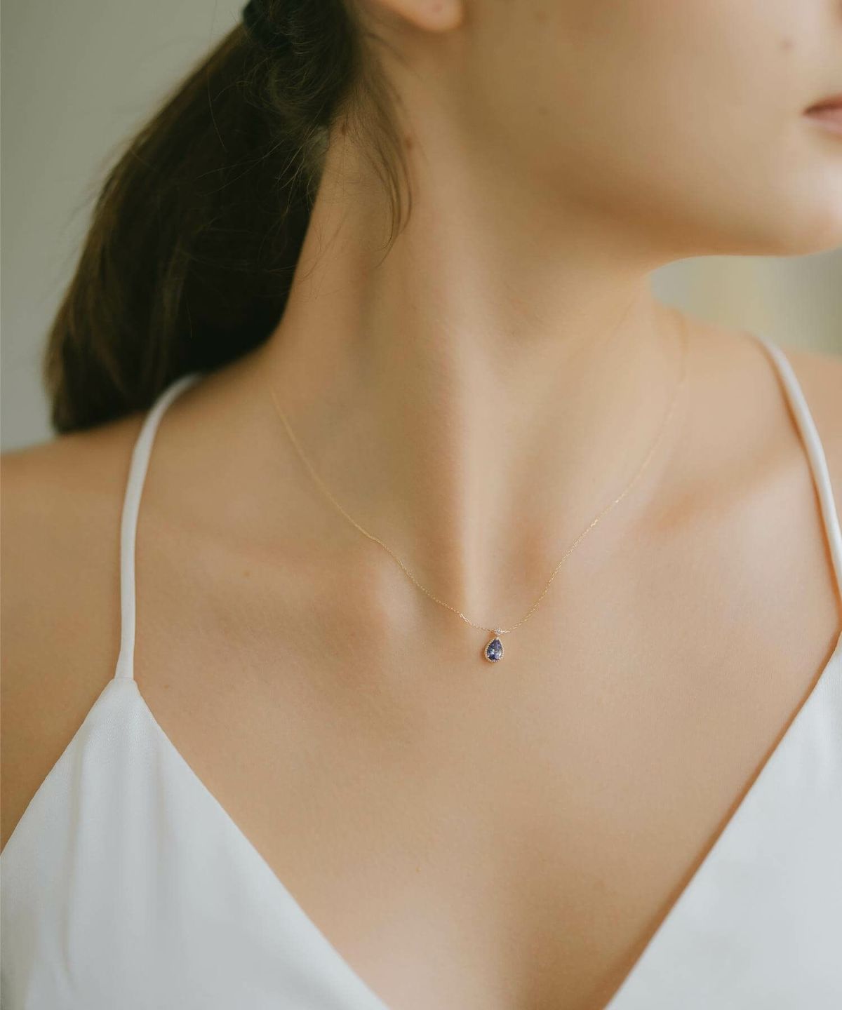 タンザナイトドロップネックレスダイヤモンドイエローゴールド【gloa-solzeグロア・ソルゼ】雫しずく天然石ネックレスペンダントトップ10K金属アレルギー対応10金k10色ーゴールドオパールおしゃれシンプル誕生石ネックレスパワーストーンお守り