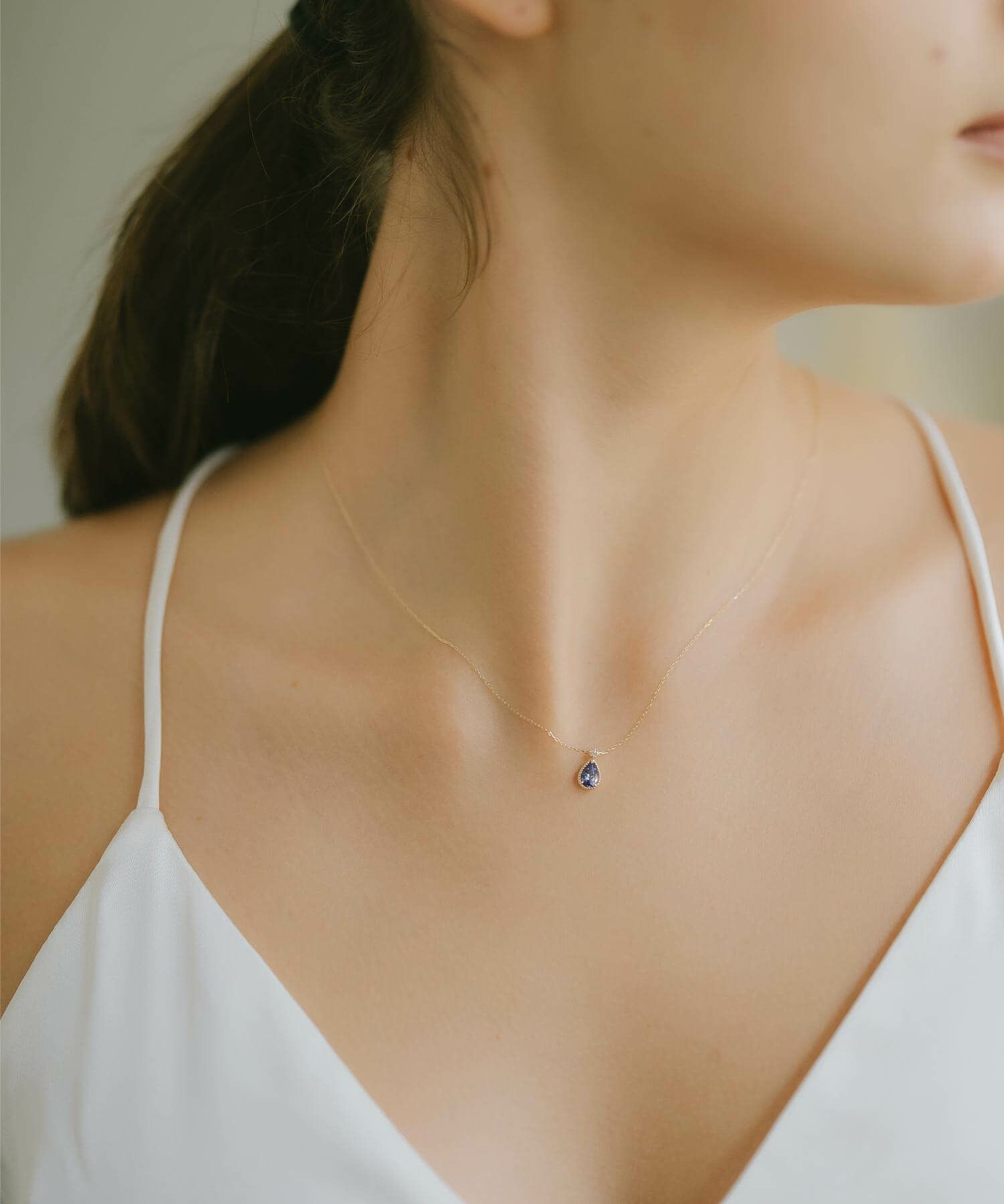 タンザナイトドロップネックレスダイヤモンドイエローゴールド【gloa-solzeグロア・ソルゼ】雫しずく天然石ネックレスペンダントトップ10K金属アレルギー対応10金k10色ーゴールドオパールおしゃれシンプル誕生石ネックレスパワーストーンお守り