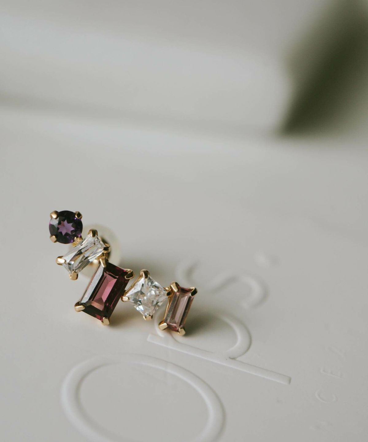 アメジスト ガーネット 片耳 ピアス 天然石 金属アレルギー 対応 【tetra-fem テトラ・フェム】 ピアス クォーツ 水晶 ピンクトルマリン ブランド ピアス 10K 10金 K10 ピアス ゴールド レディース ピアス シンプル 小さい 誕生石 エレガント 石 パワーストーン お守り