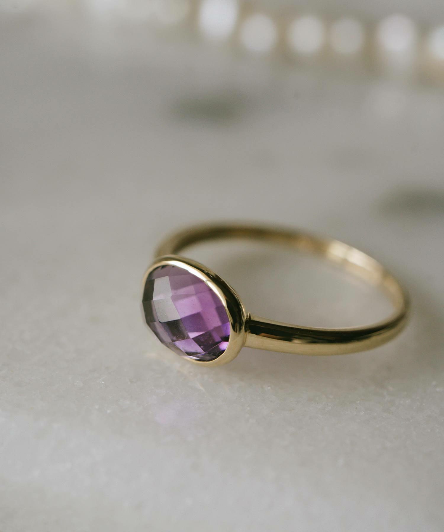 アメジストリング天然石イエローゴールド【gloa-tva-ringグロア・トヴォ】パワーストーンk10リング指輪大粒10K金属アレルギー対応楕円オーバル10金k10色ーゴールドアメシスト指輪おしゃれシンプル大ぶり誕生石リング大きい石お守り