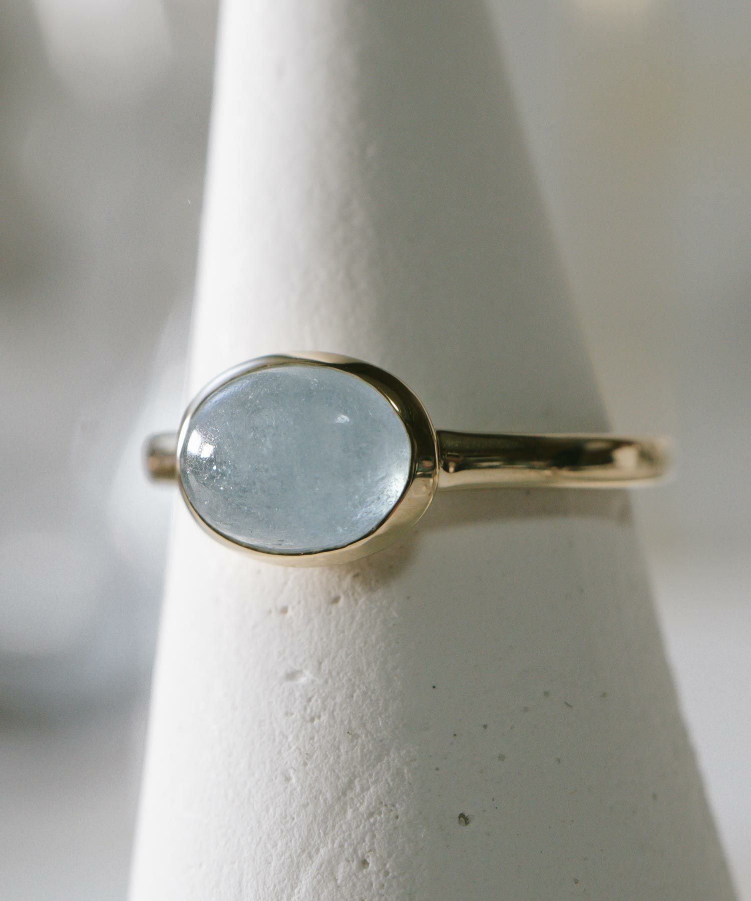 ミルキー アクアマリン リングイエローゴールド 【elia-tre エリア  