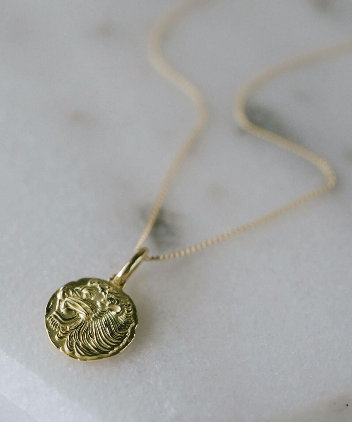 コインネックレスK1010Kレディースライオンアニマルモチーフ【rafolio-leoneラフォリオ・レオネ】コインネックレス金貨メダル10金リバーシブルネックレスゴールドネックレスゴールドペンダント丸ラウンド金属アレルギー対応小豆チェーン長さ45cm