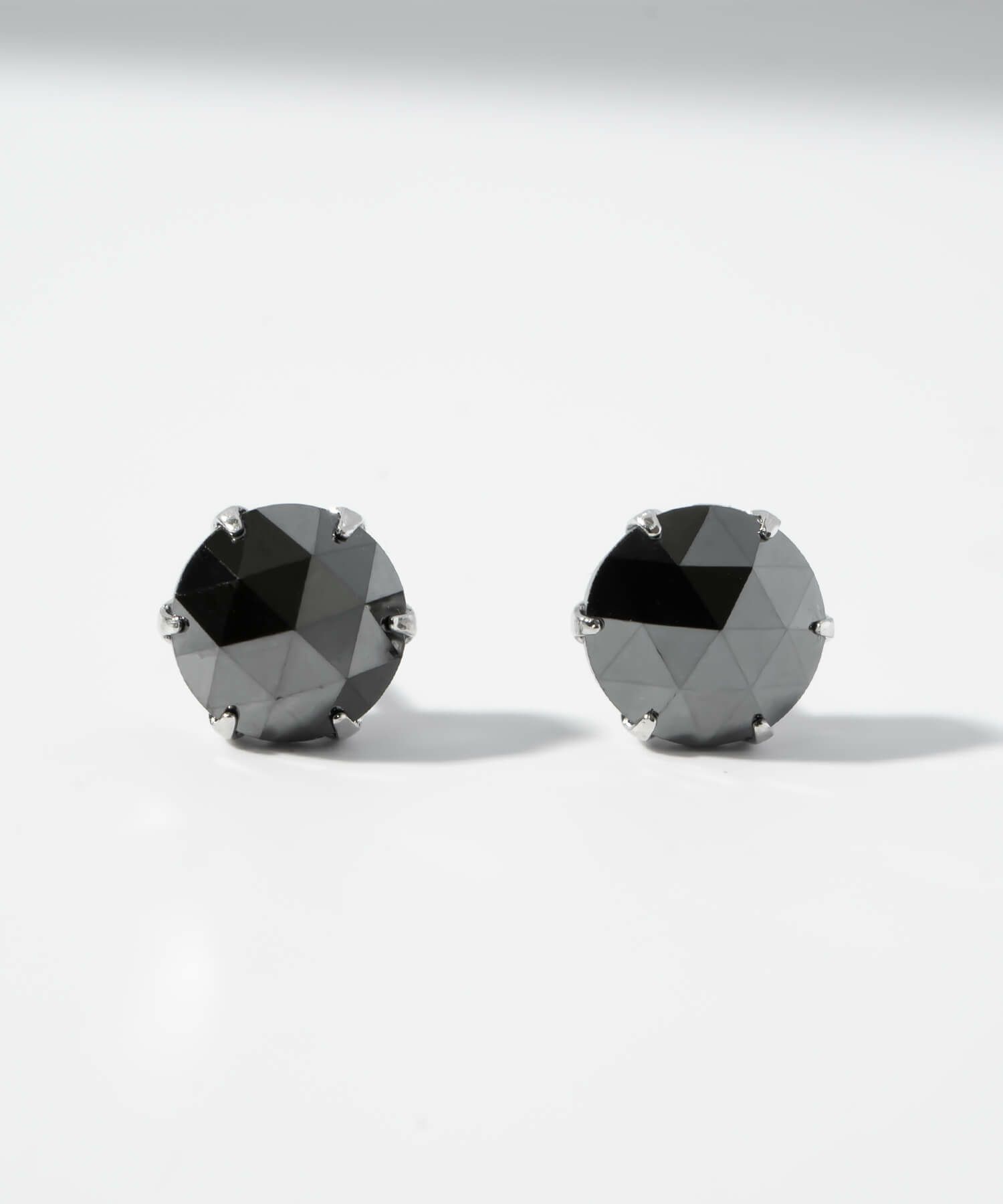 ブラックダイヤモンド ピアス プラチナ レディース メンズ 【rosa-notte ロサ・ノッテ】 ブラックダイヤ 1カラット ダイヤモンド 誕生石 ピアス 一粒 プラチナ900 Pt900 1ct つけっぱなし 小さめ プラチナダイヤモンドピアス 天然ダイヤ 金属アレルギー ジュエリー