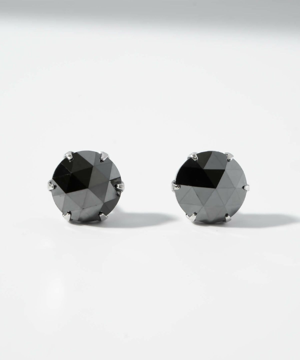 ブラックダイヤモンド ピアス プラチナ レディース メンズ 【rosa-notte ロサ・ノッテ】 ブラックダイヤ 1カラット ダイヤモンド 誕生石 ピアス 一粒 プラチナ900 Pt900 1ct つけっぱなし 小さめ プラチナダイヤモンドピアス 天然ダイヤ 金属アレルギー ジュエリー