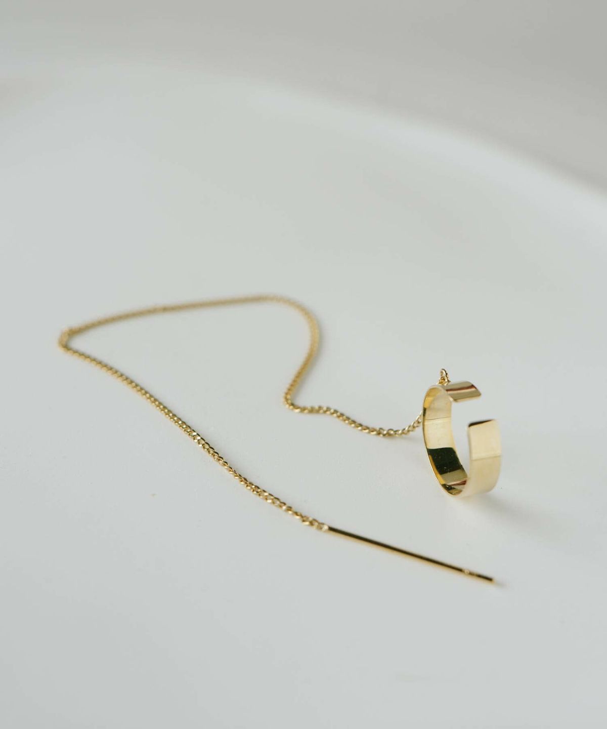 片耳 金属アレルギー対応 フープ イヤーカフ チェーン レディース メンズ 【flux-flat フラクス・フラット】 ピアス イヤリング イヤカフ 揺れる 丸 サークル 10金 イヤーカフス 華奢 k10 10k イエローゴールド サステナブル ジュエリー アクセサリー